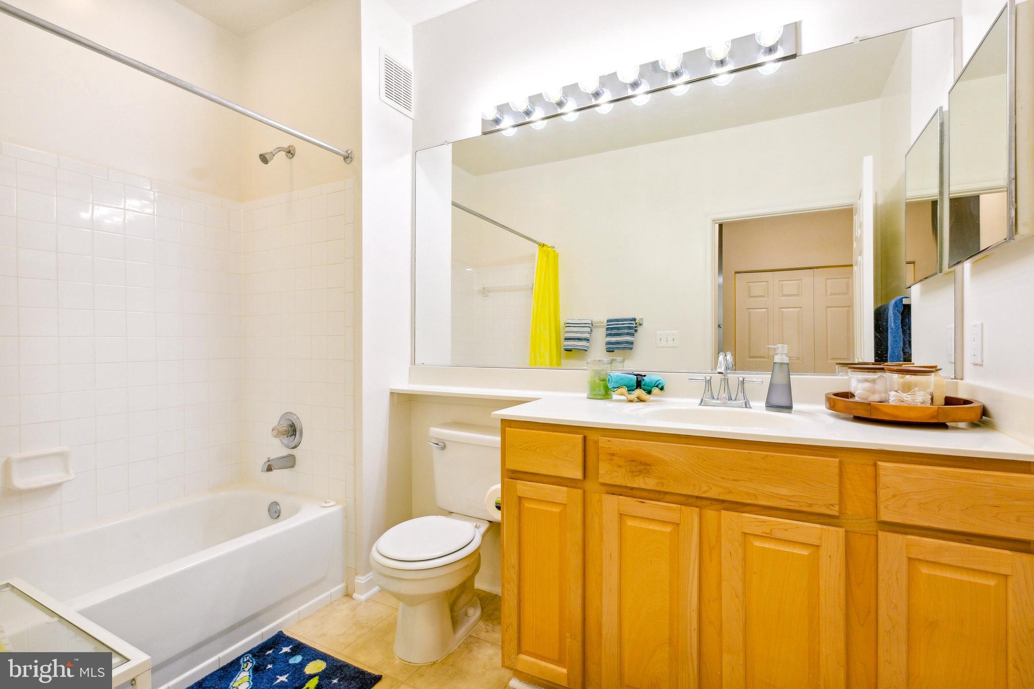 100 Watkins Pond BOULEVARD Unit: 2-203