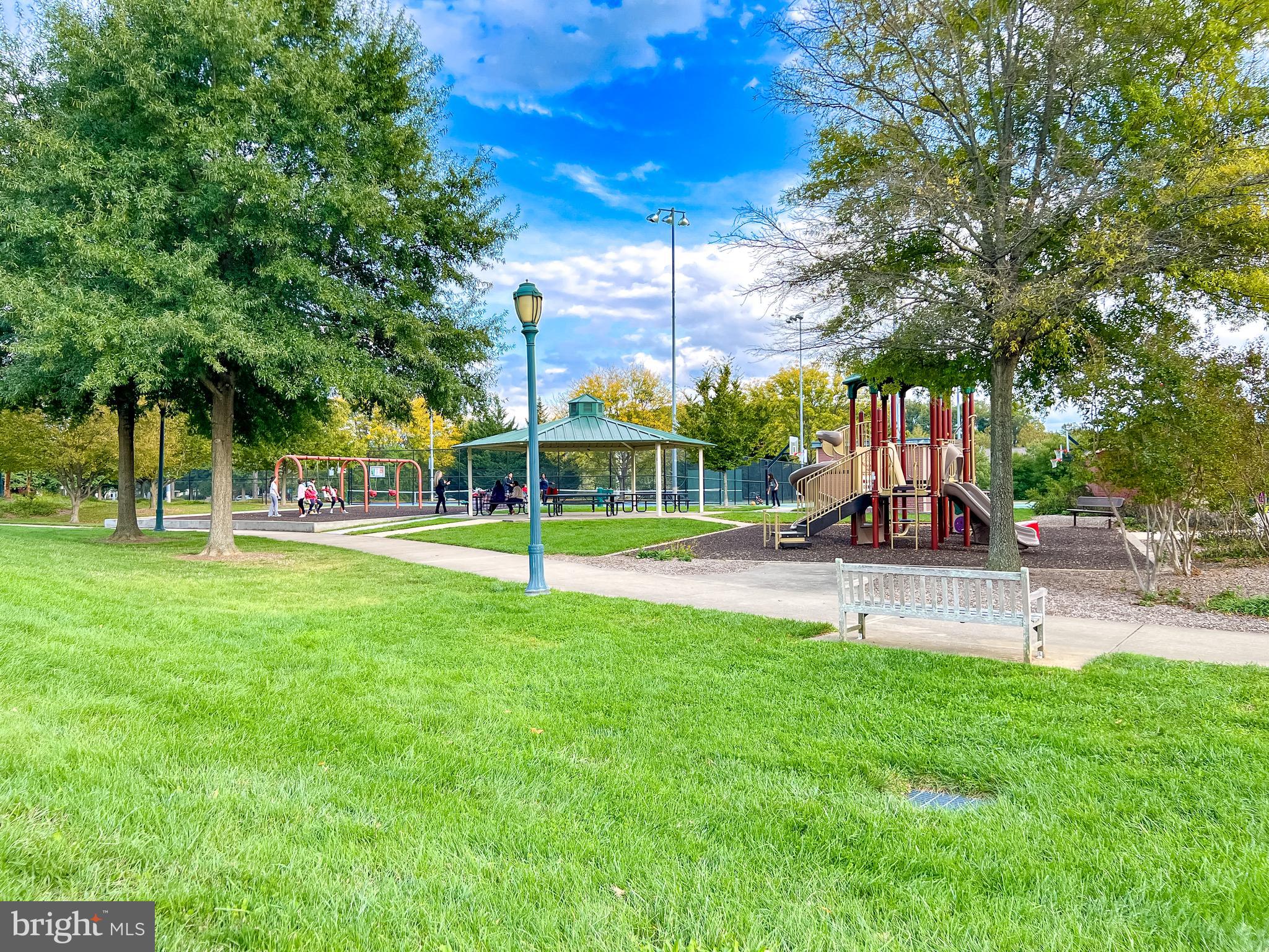 100 Watkins Pond BOULEVARD Unit: 2-203
