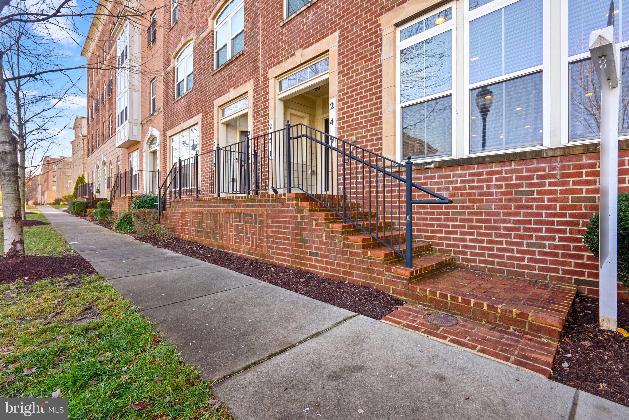 249 Community Center Ave #249