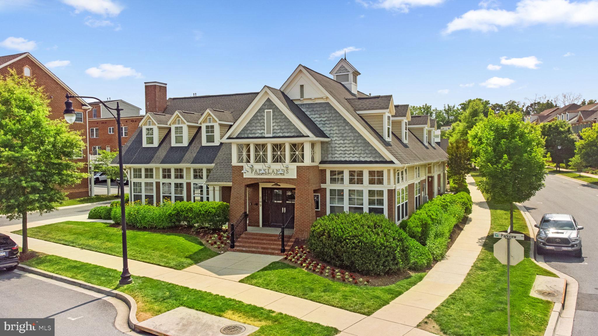 249 Community Center Ave #249