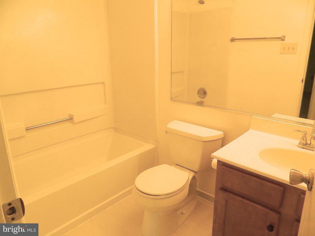 18502 Sweet Autumn DRIVE Unit: 203