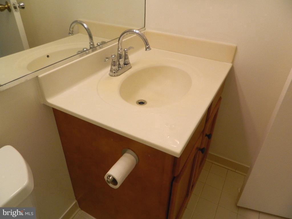 18502 Sweet Autumn DRIVE Unit: 203