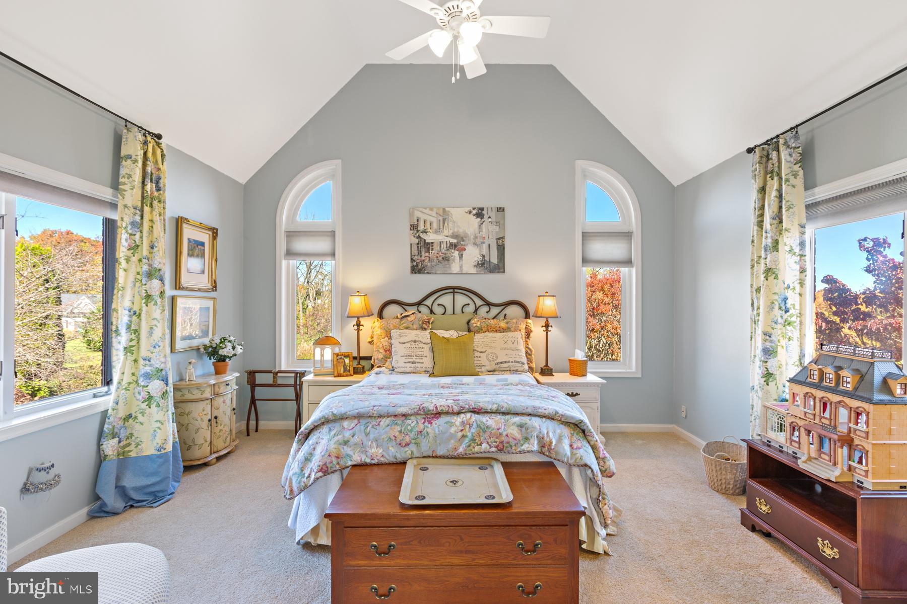 5615 Foggy LANE
