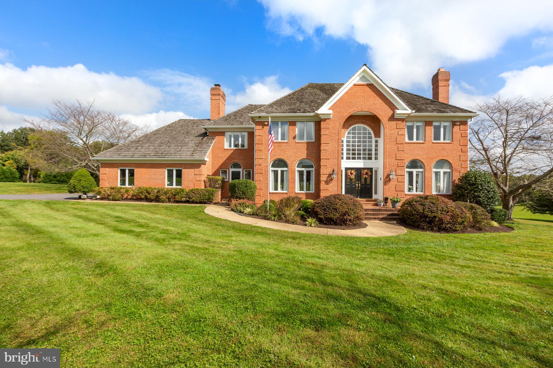 5615 Foggy LANE
