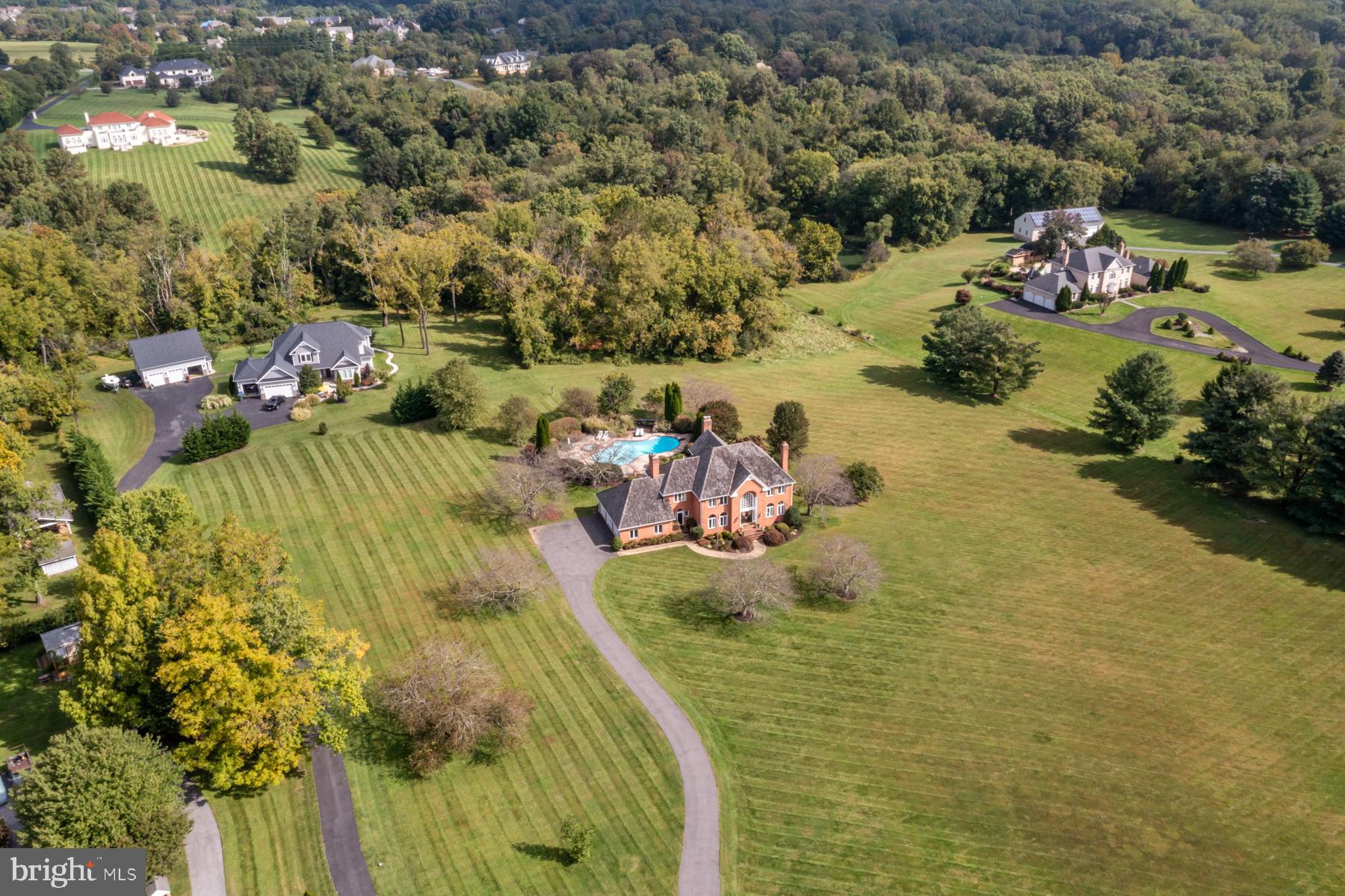 5615 Foggy LANE