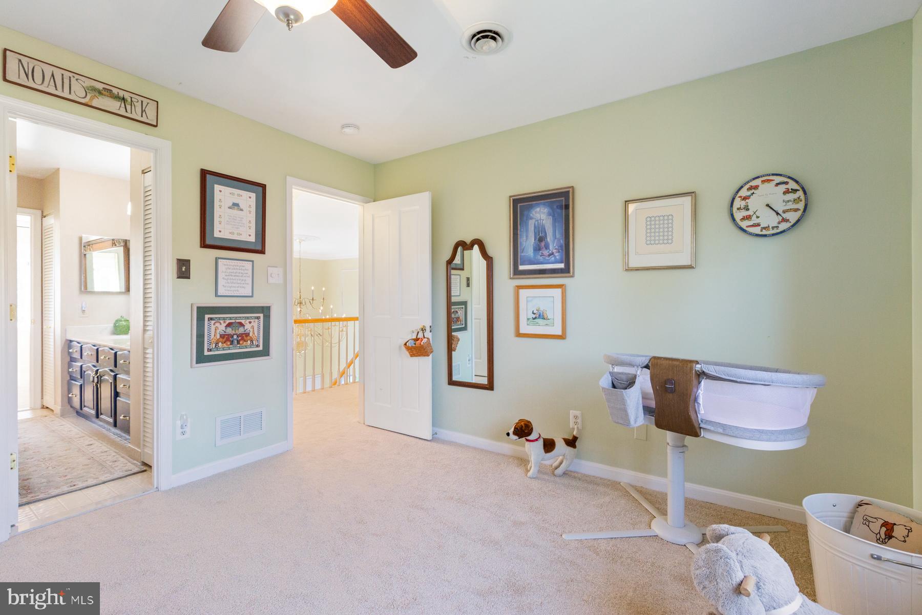 5615 Foggy LANE