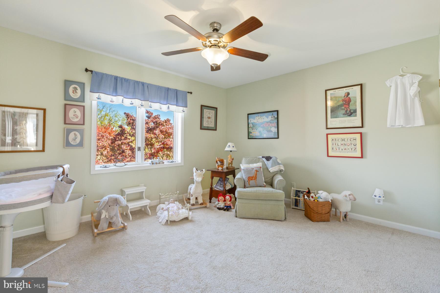 5615 Foggy LANE