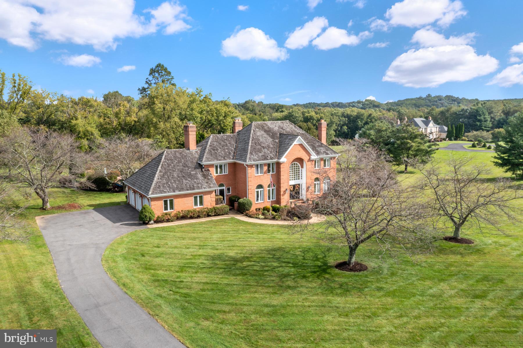 5615 Foggy LANE