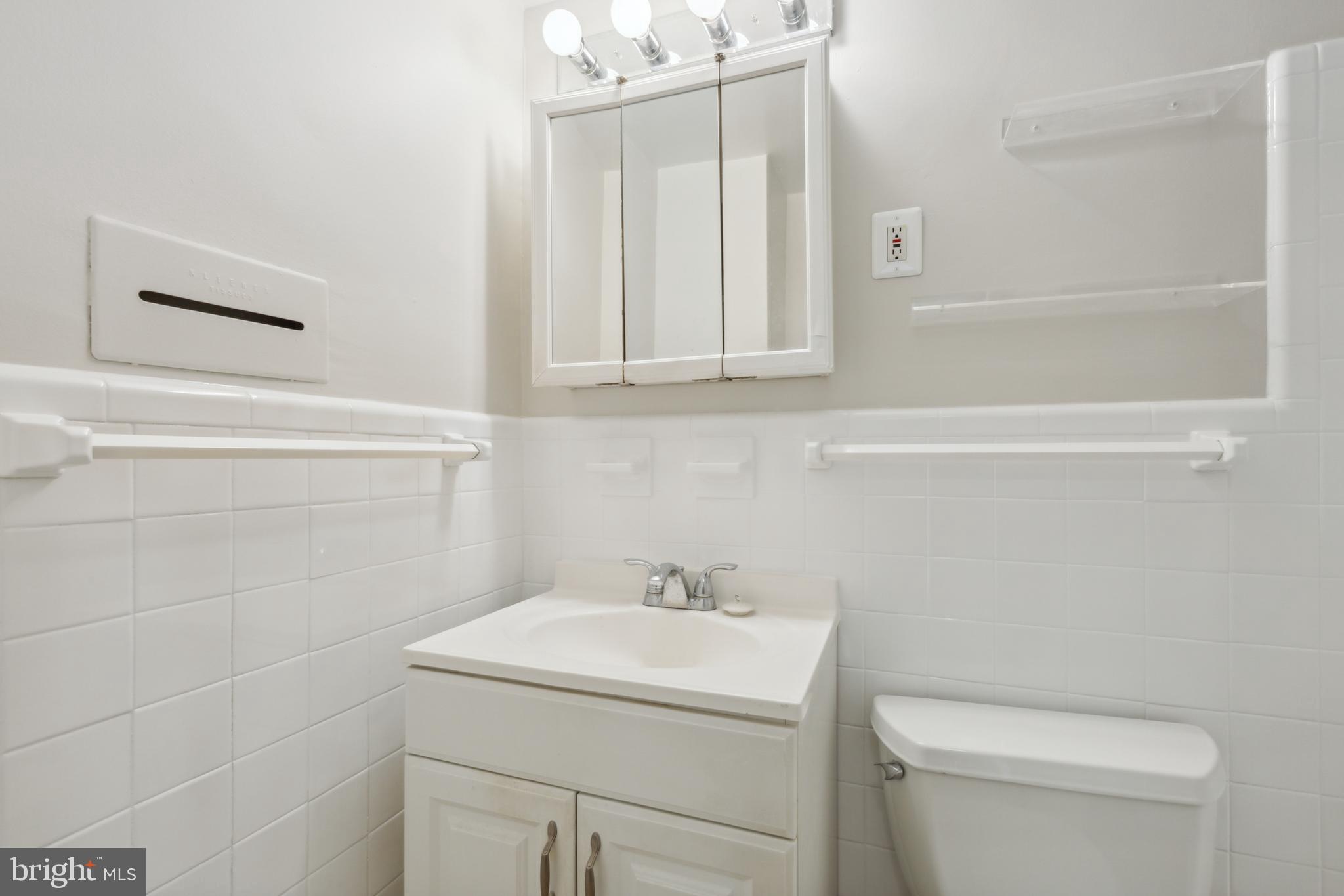 10201 Grosvenor PLACE Unit: 707