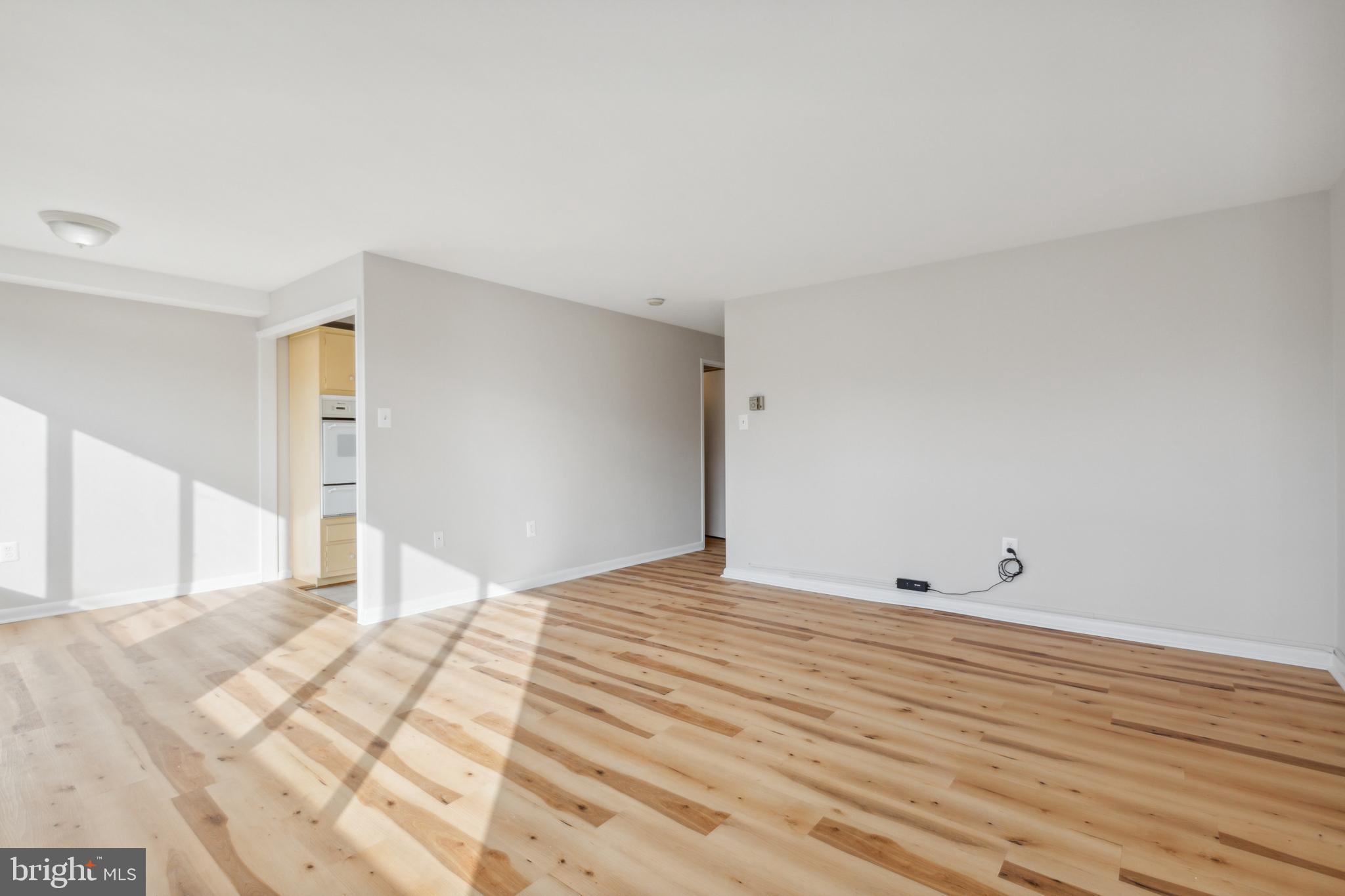 10201 Grosvenor PLACE Unit: 707