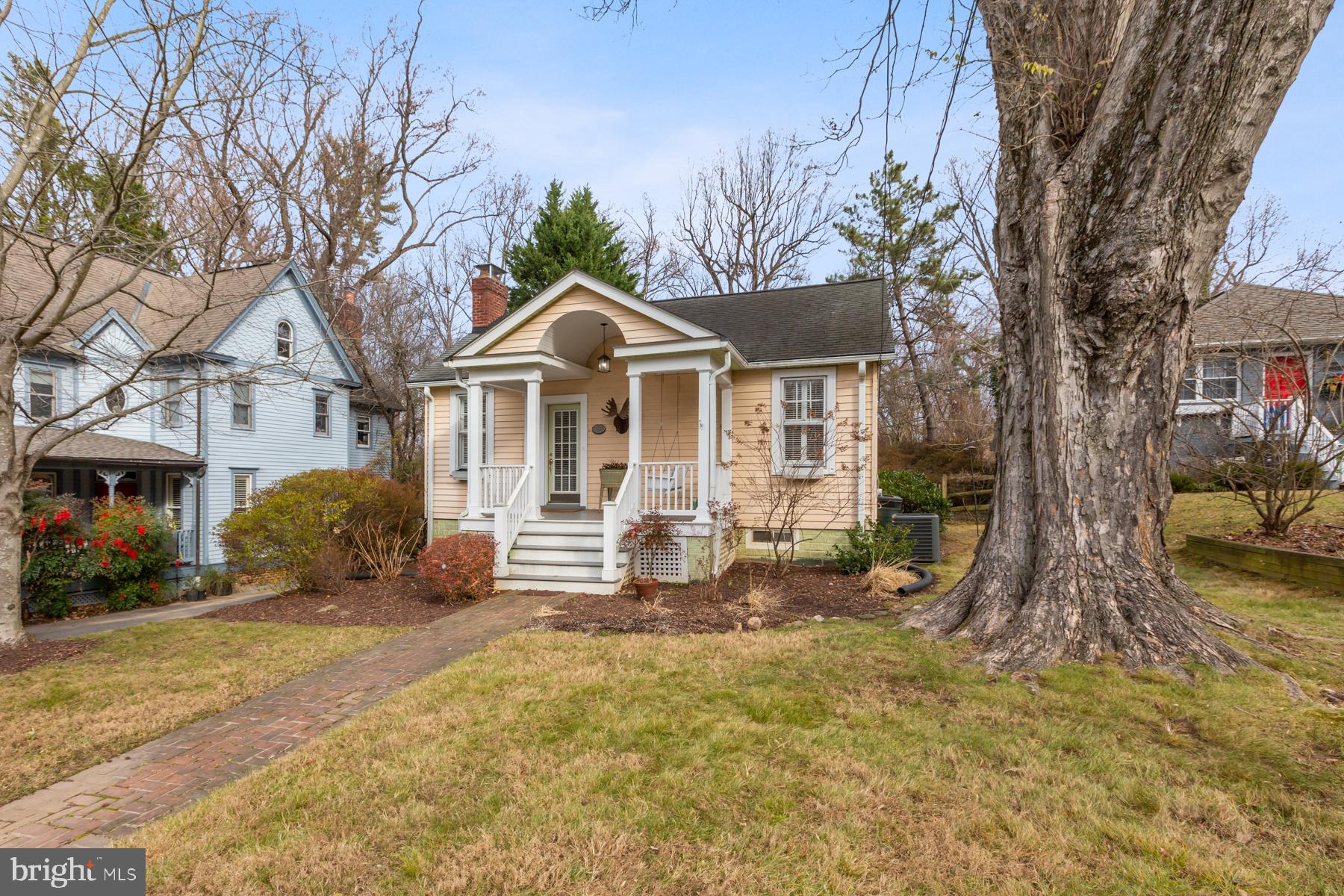 4517 Clermont PLACE
