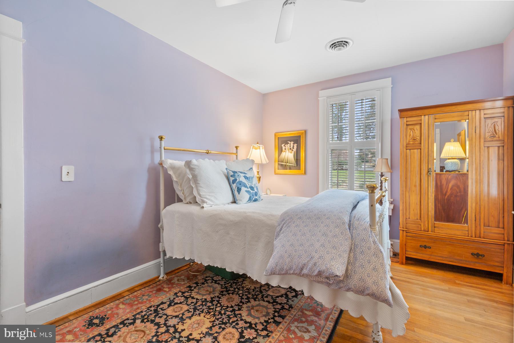 4517 Clermont PLACE