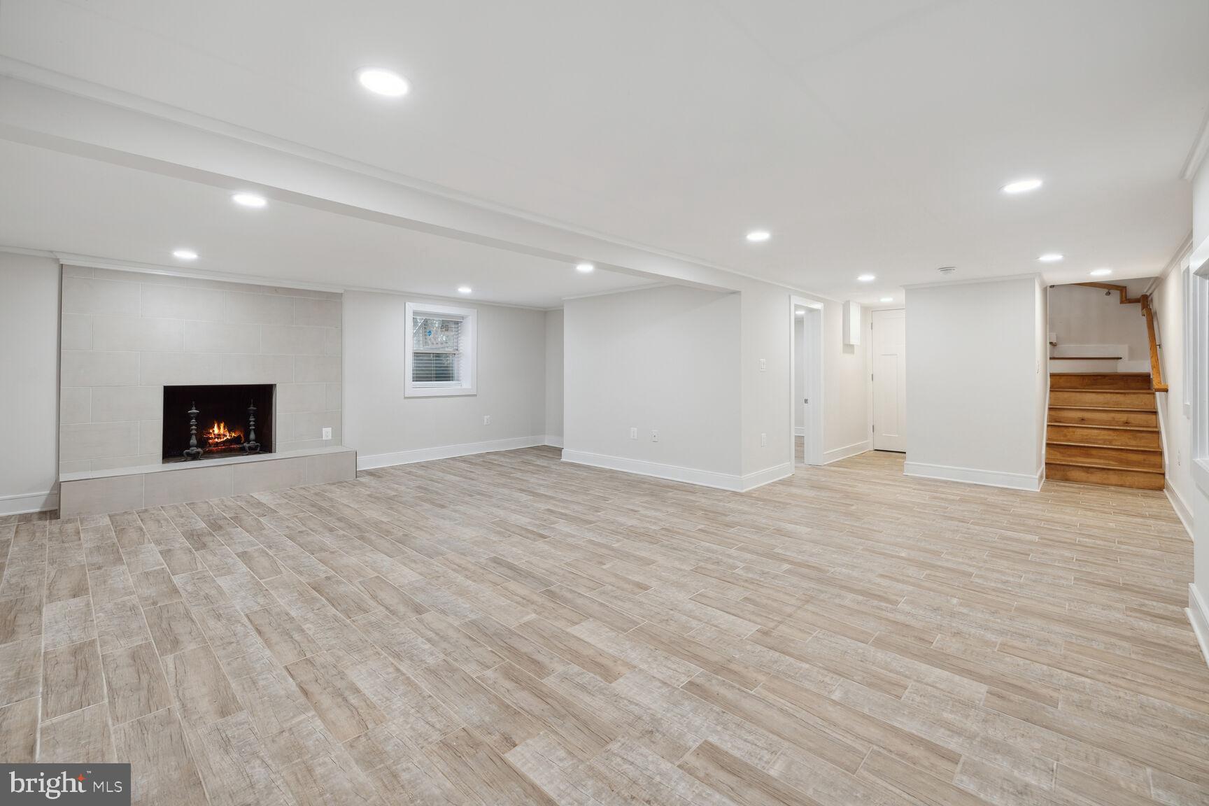 14010 Darnestown Rd