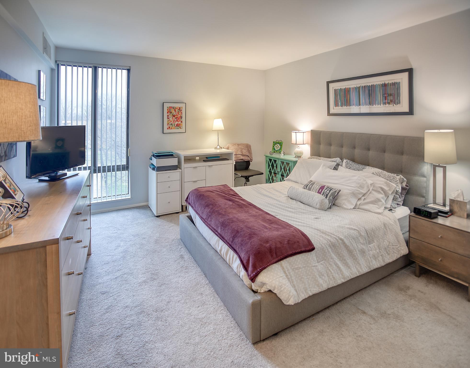 9900 Georgia Ave #27-206