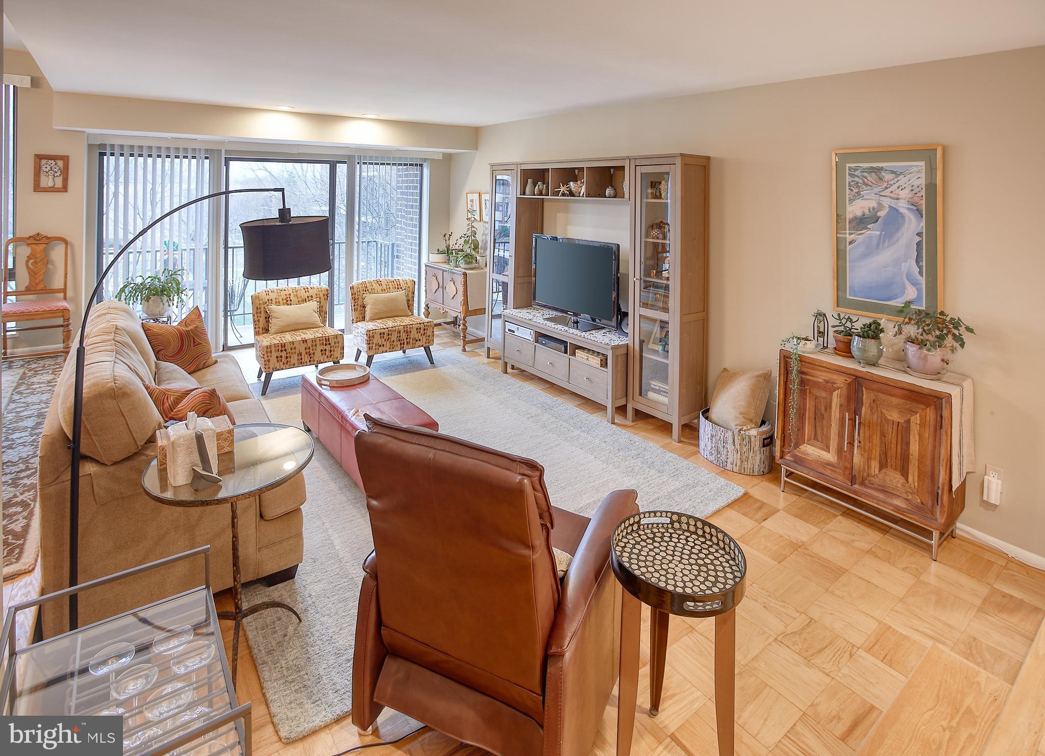 9900 Georgia Ave #27-206