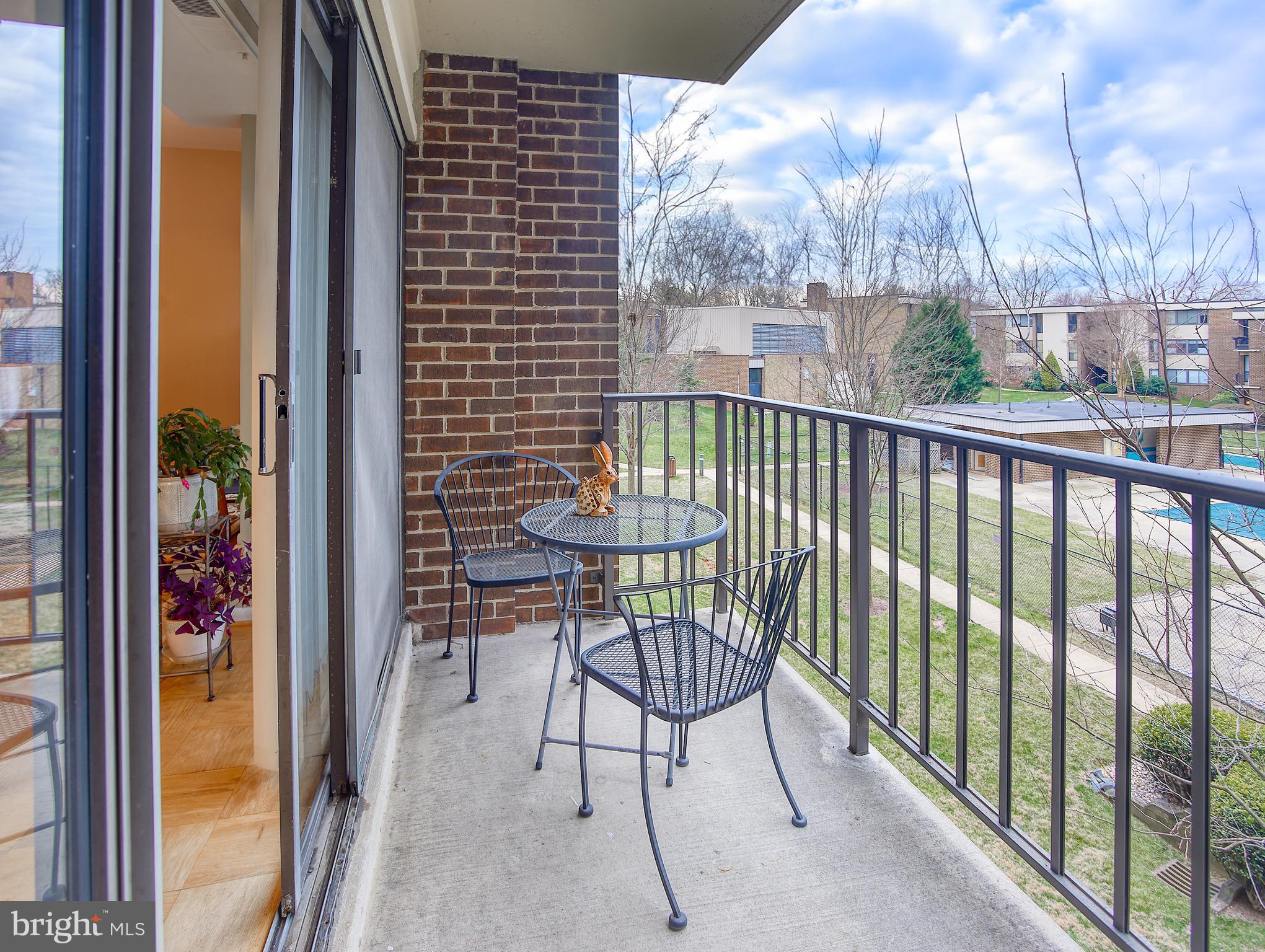 9900 Georgia Ave #27-206