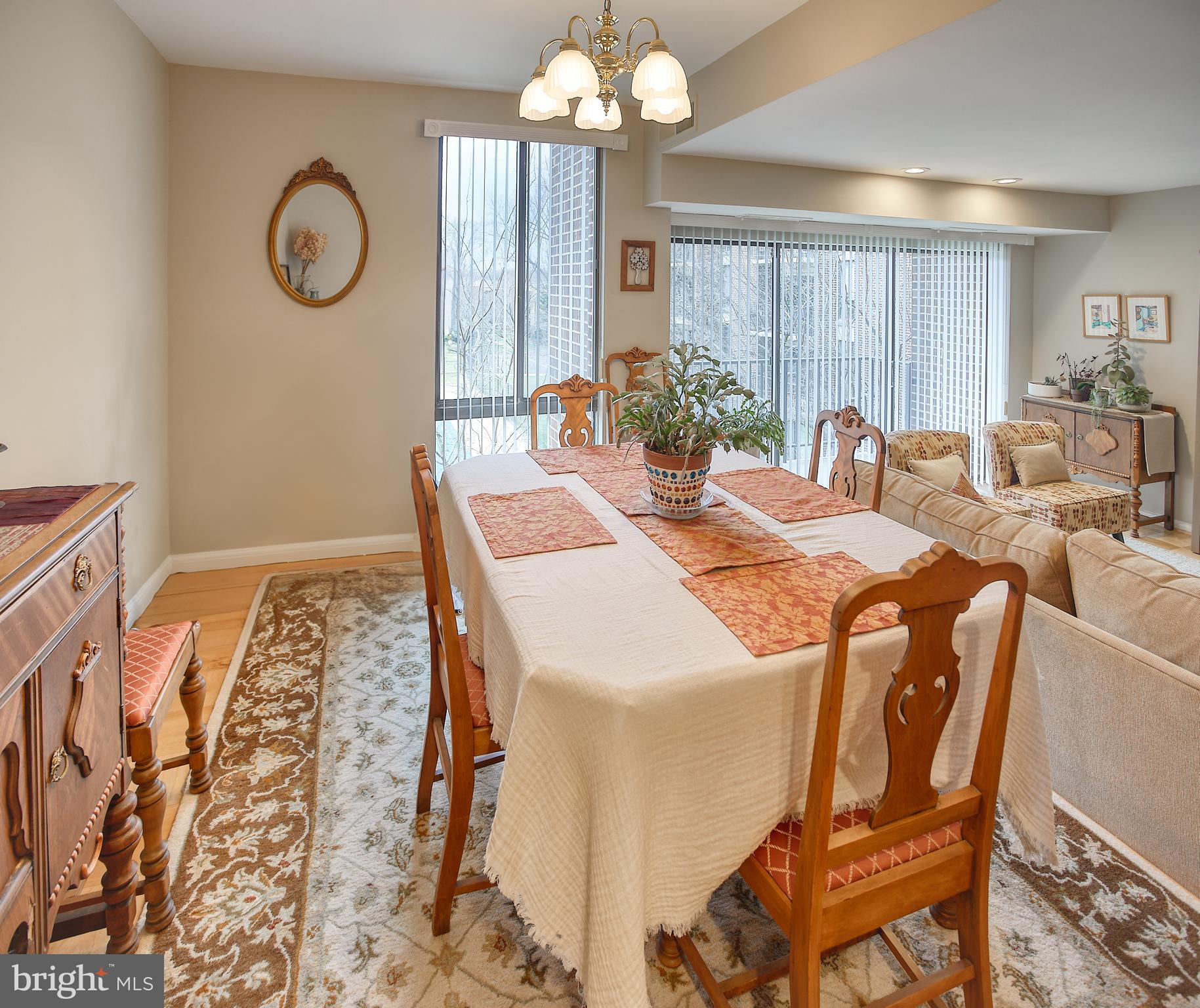 9900 Georgia Ave #27-206