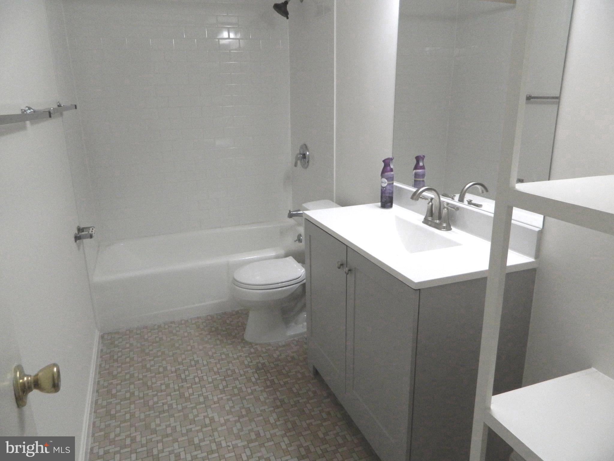 740 Quince Orchard Blvd #740-P1(T1)