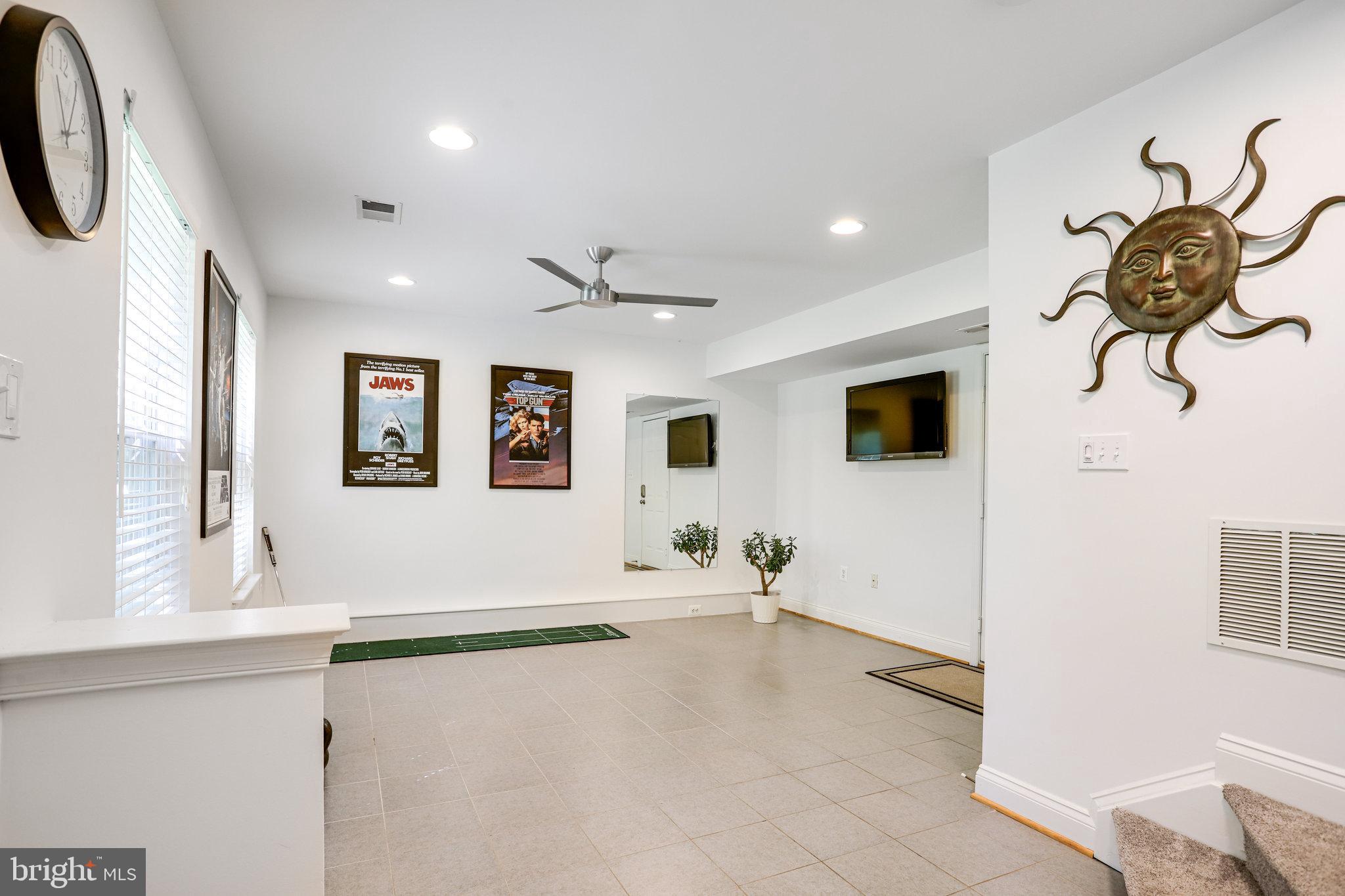 123 Pasture Side Way