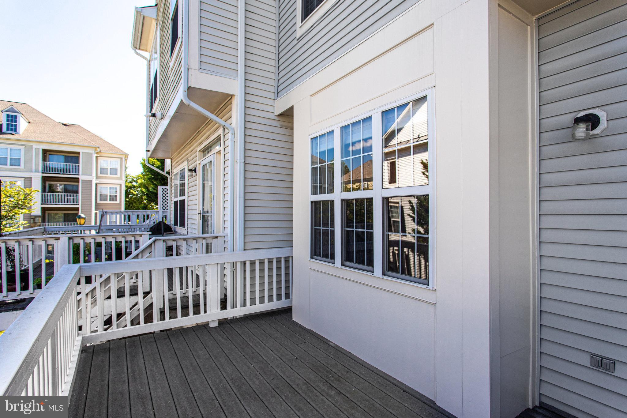 123 Pasture Side Way