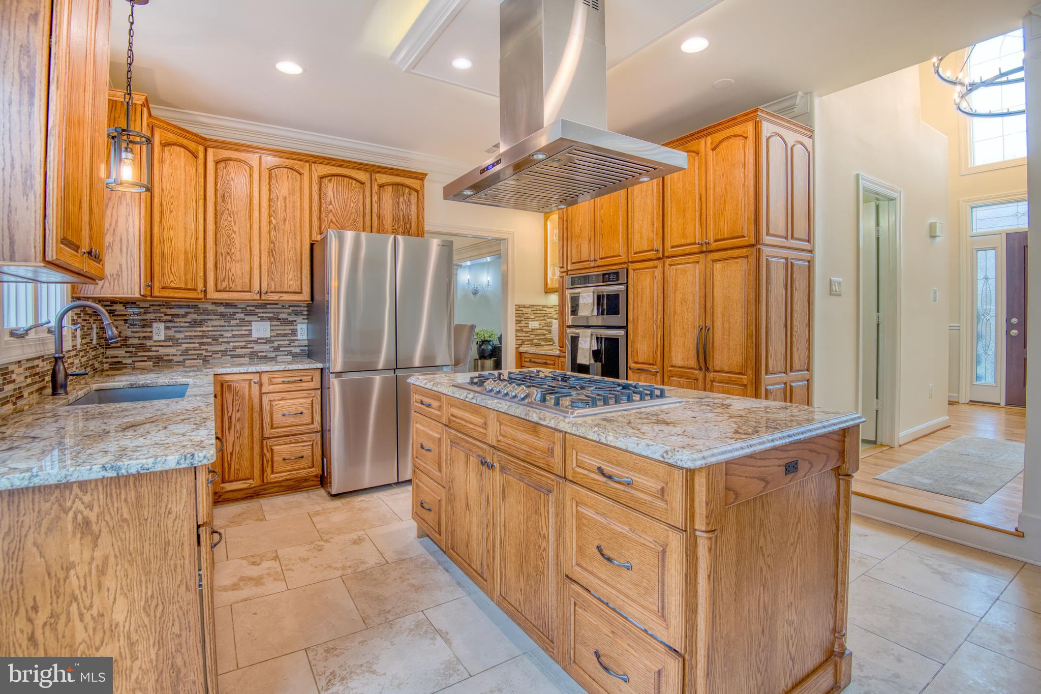 1 Foxwood Ct