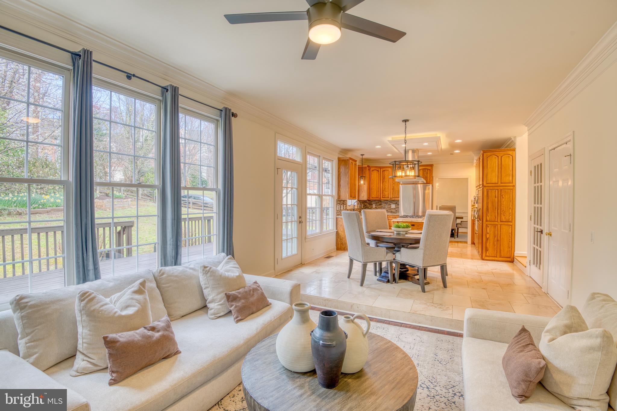 1 Foxwood Ct