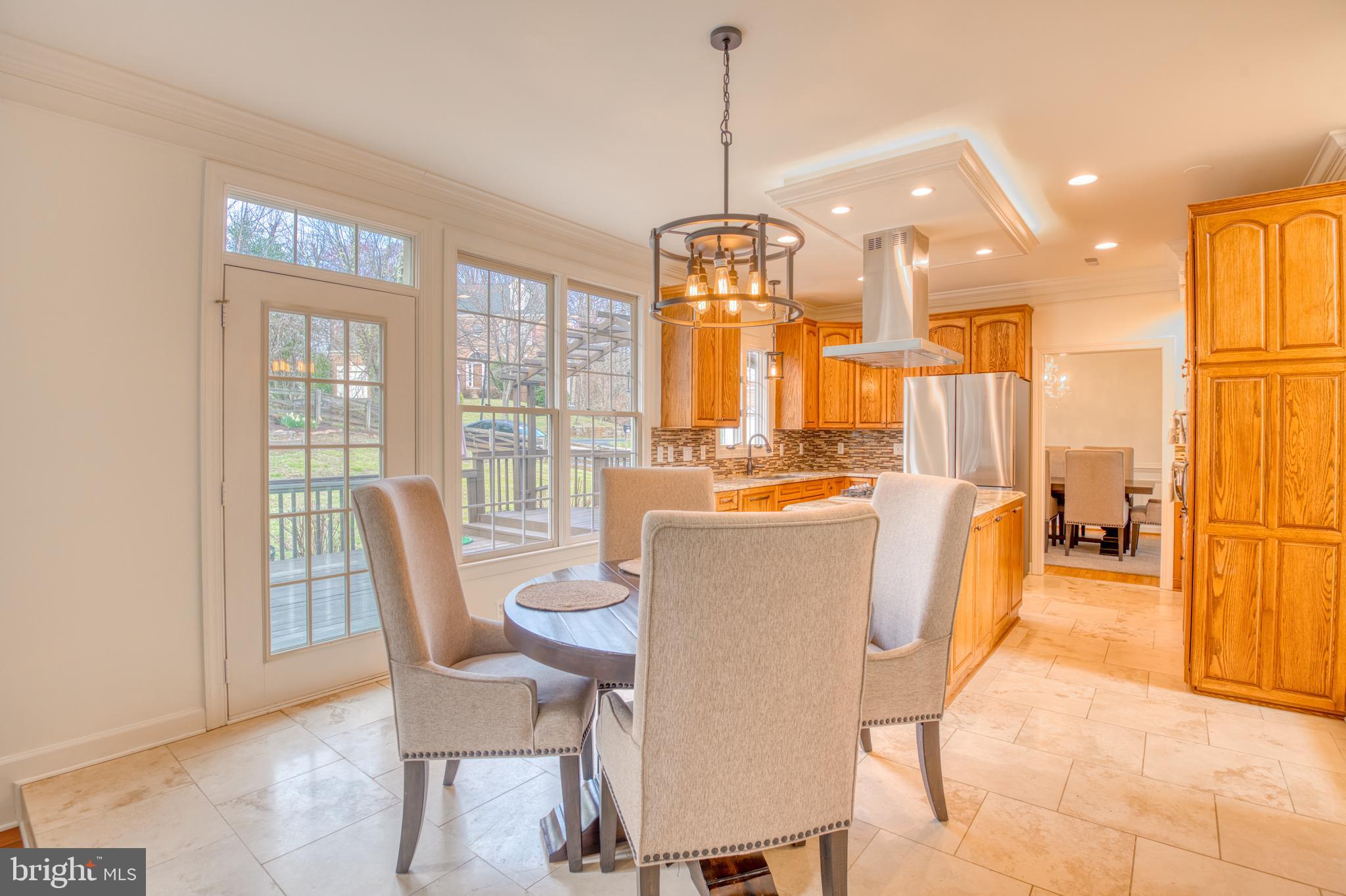 1 Foxwood Ct