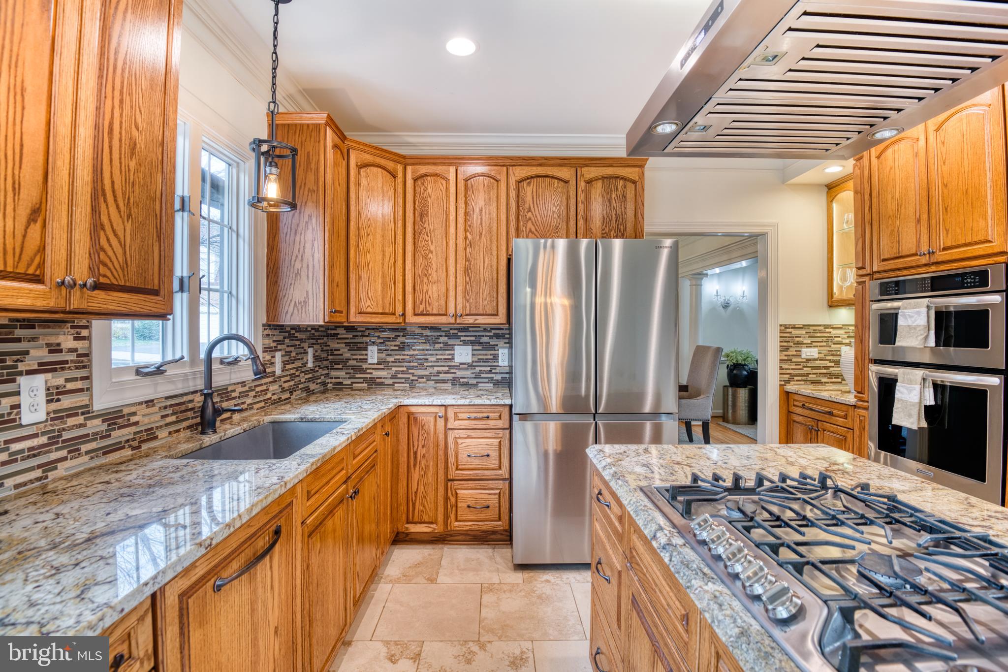 1 Foxwood Ct