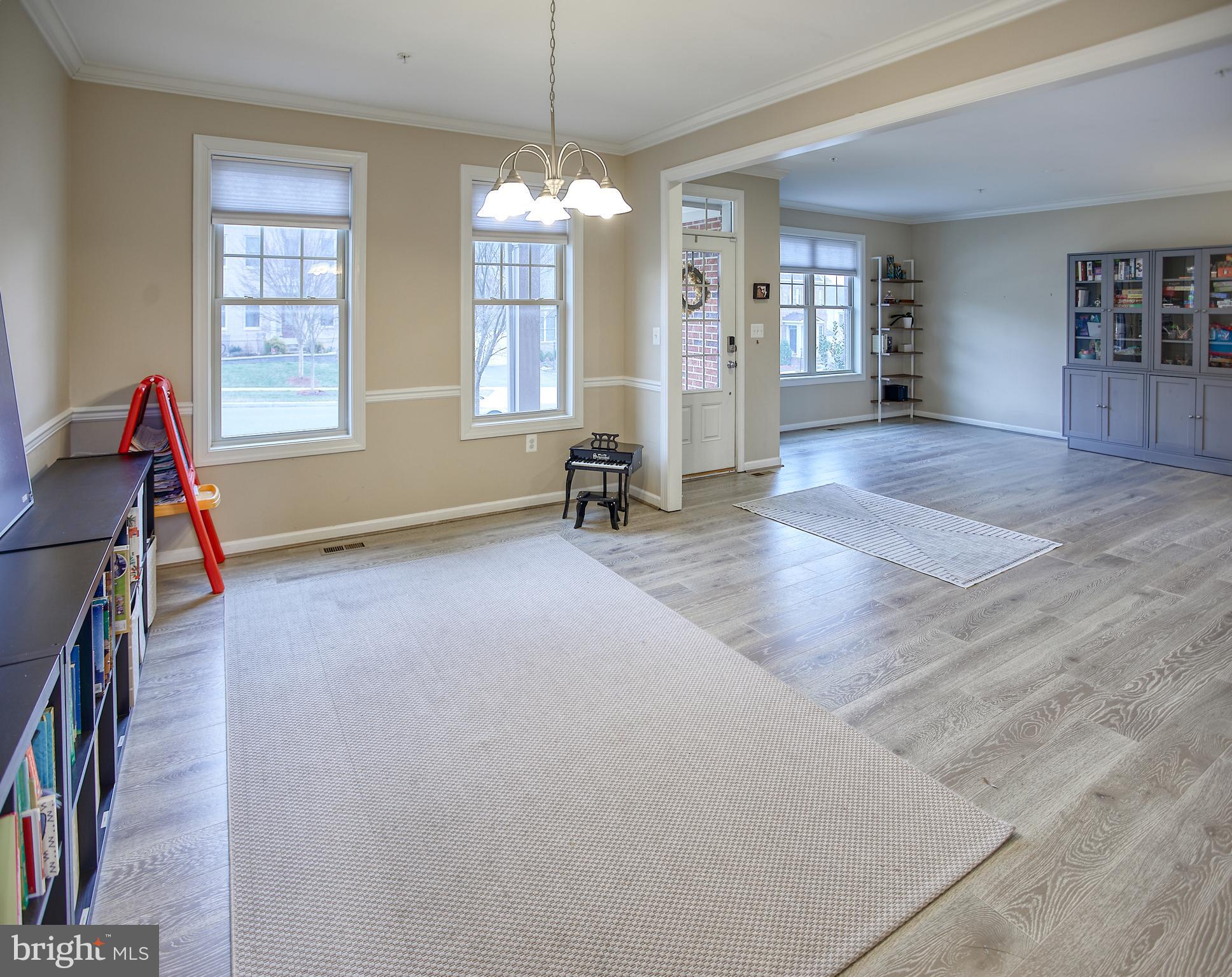 13812 Foggy Glen Dr