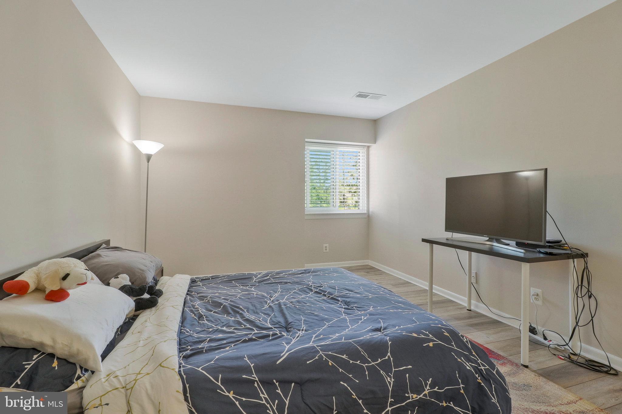 19032 Mills Choice Rd #6