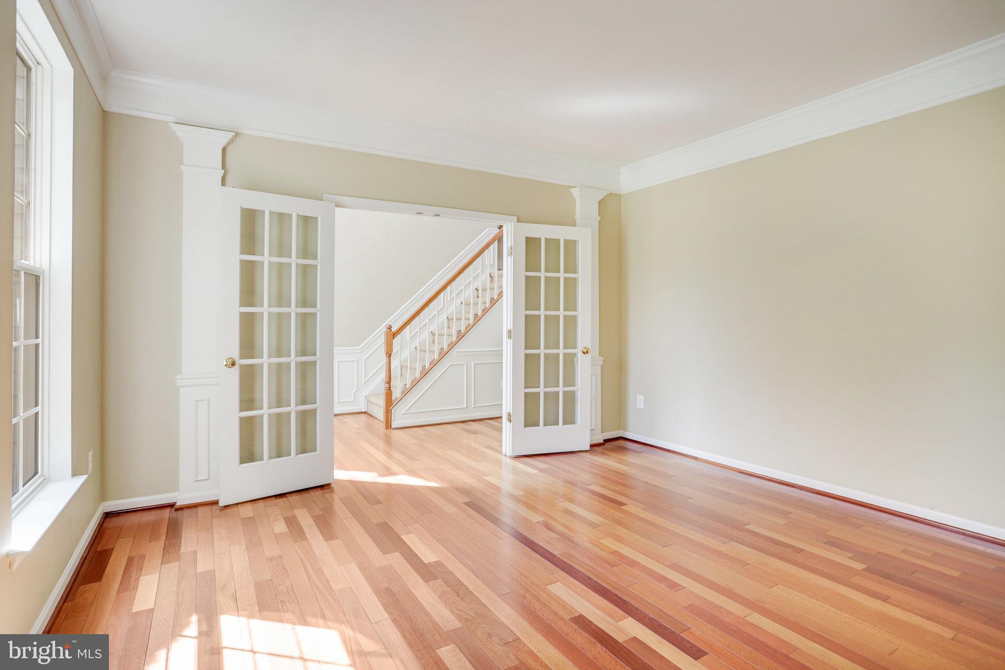 2423 Saint George Way