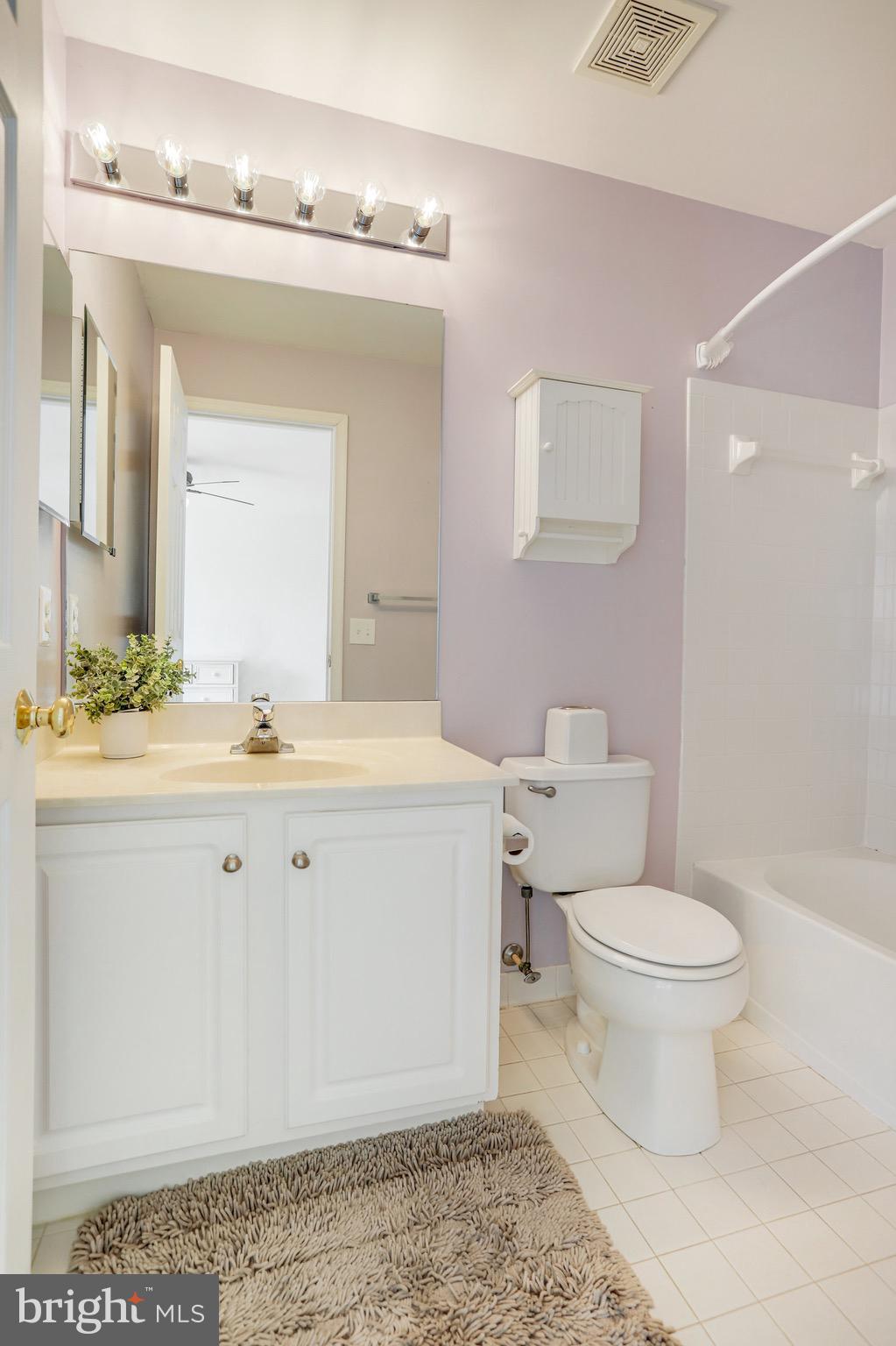 2423 Saint George Way