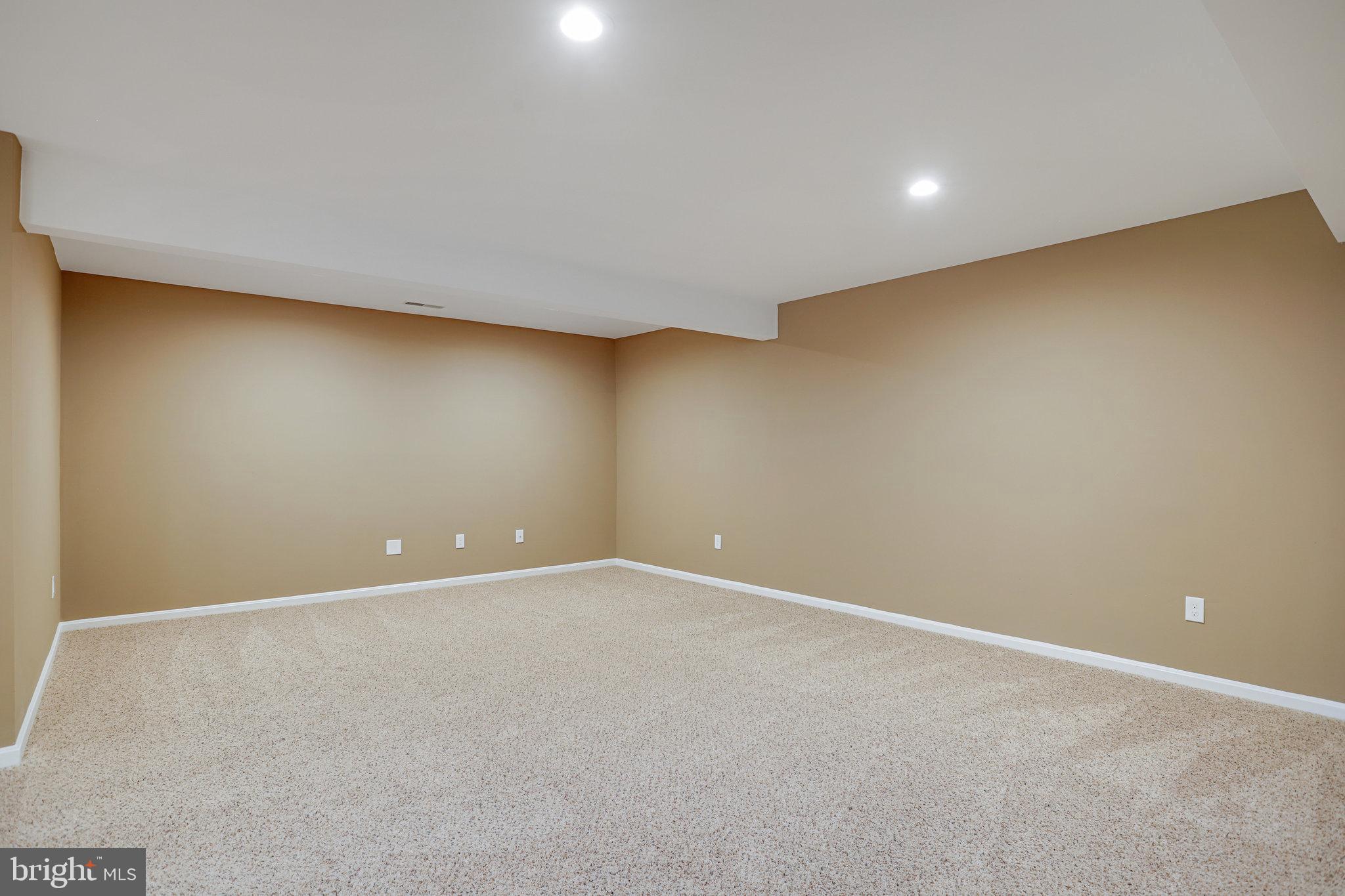 2423 Saint George Way