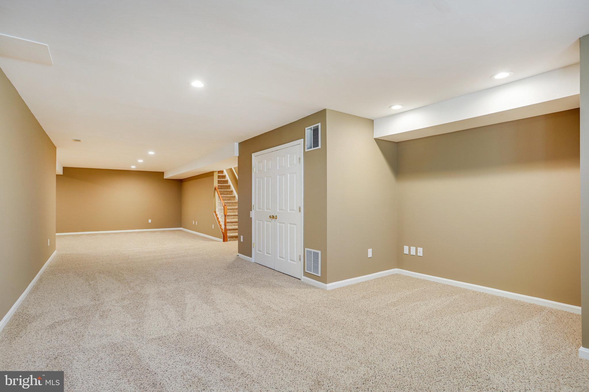 2423 Saint George Way
