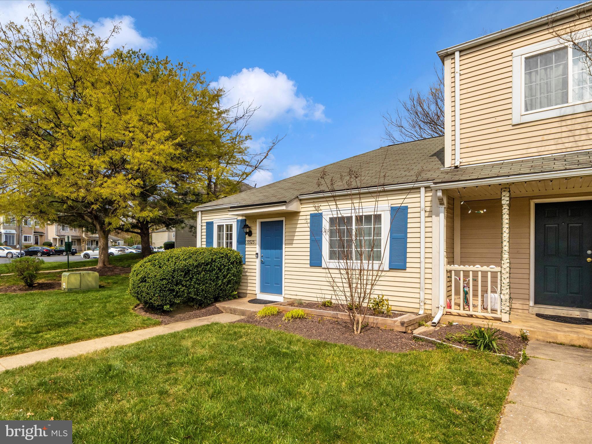 19925 Stoney Point Way