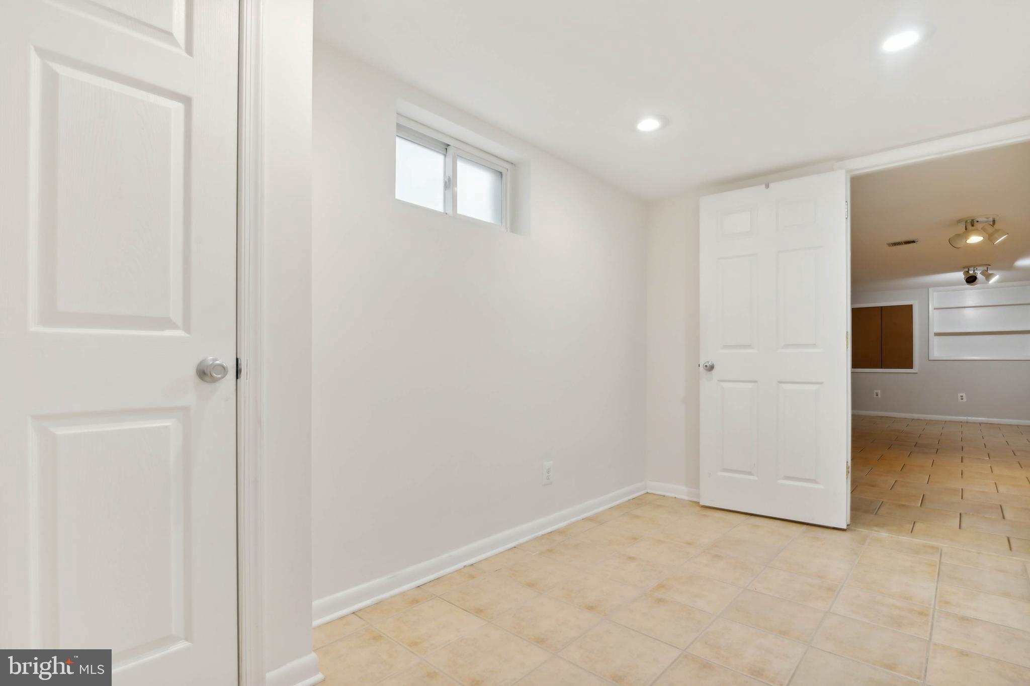 11212 Ashley Dr