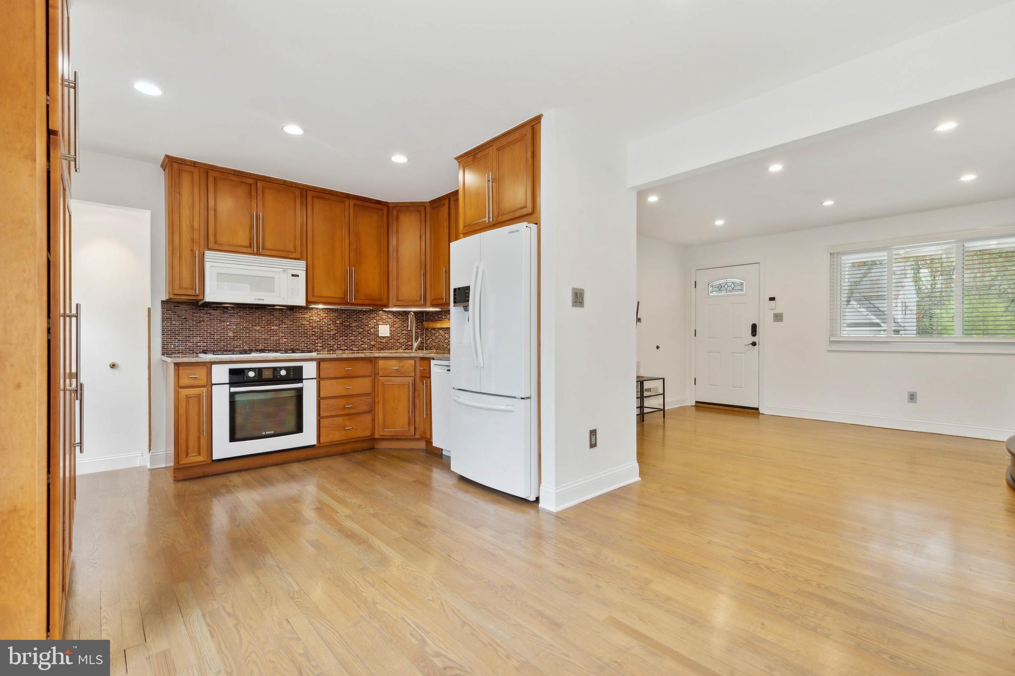 11212 Ashley Dr