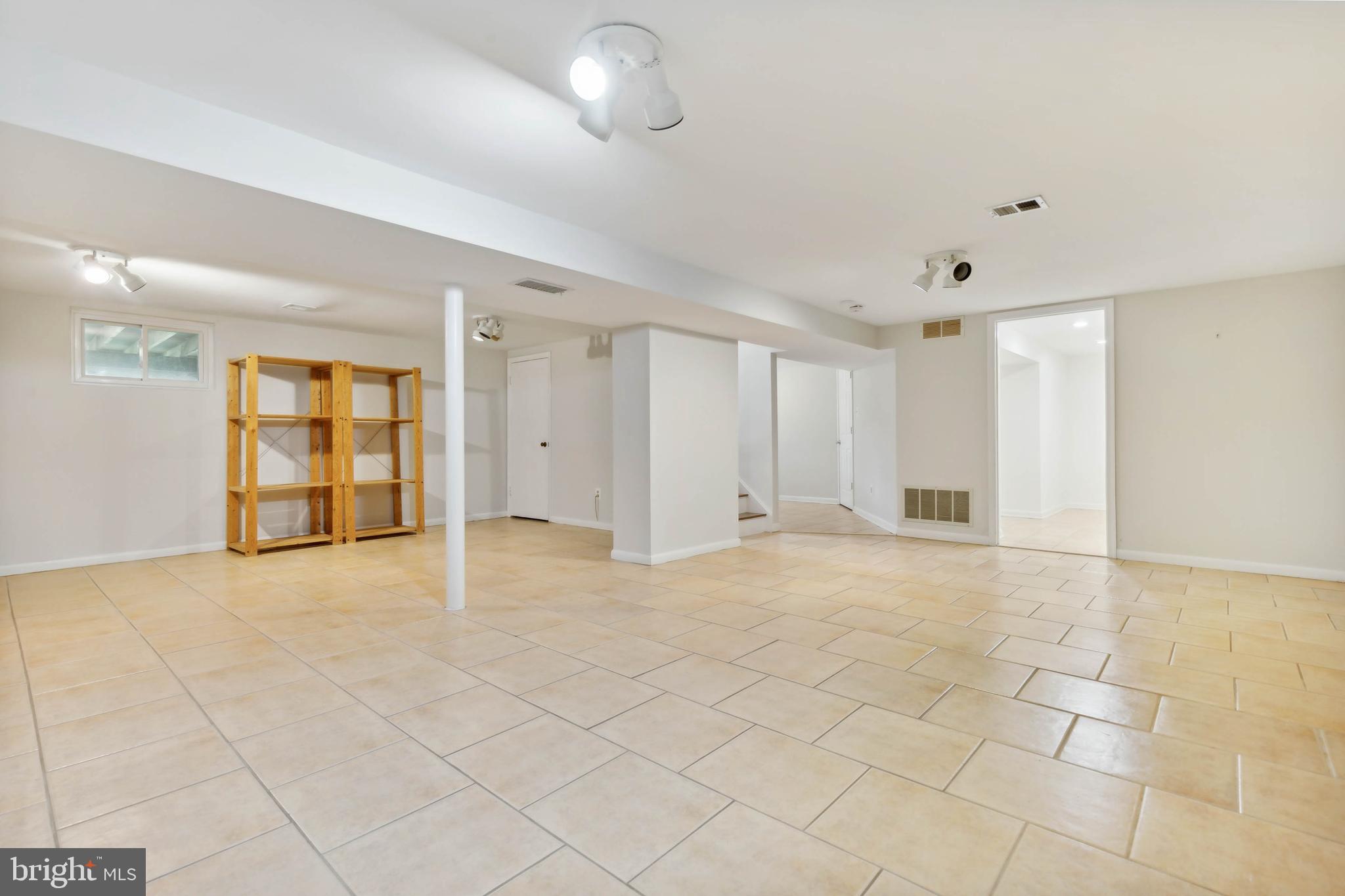 11212 Ashley Dr