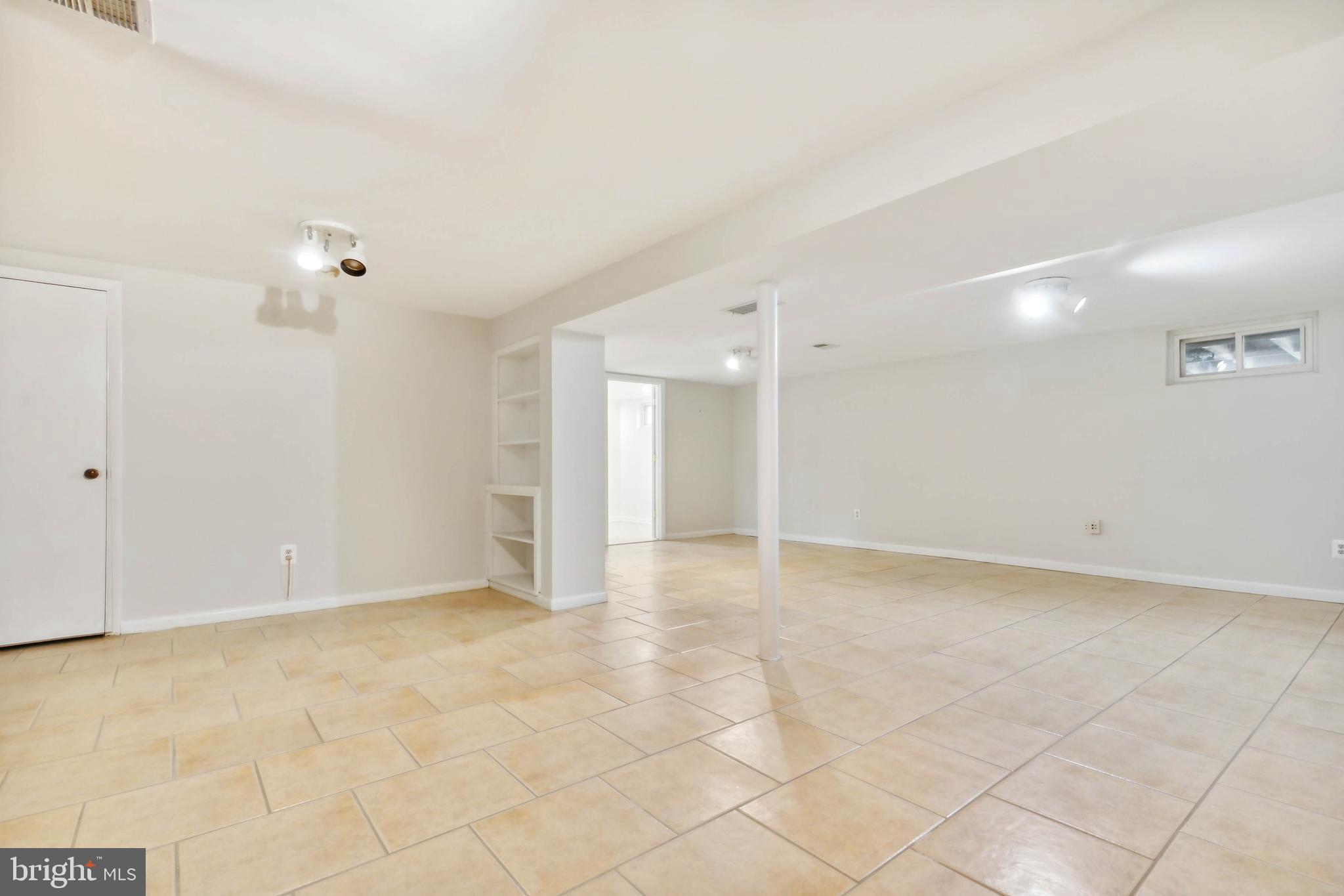 11212 Ashley Dr