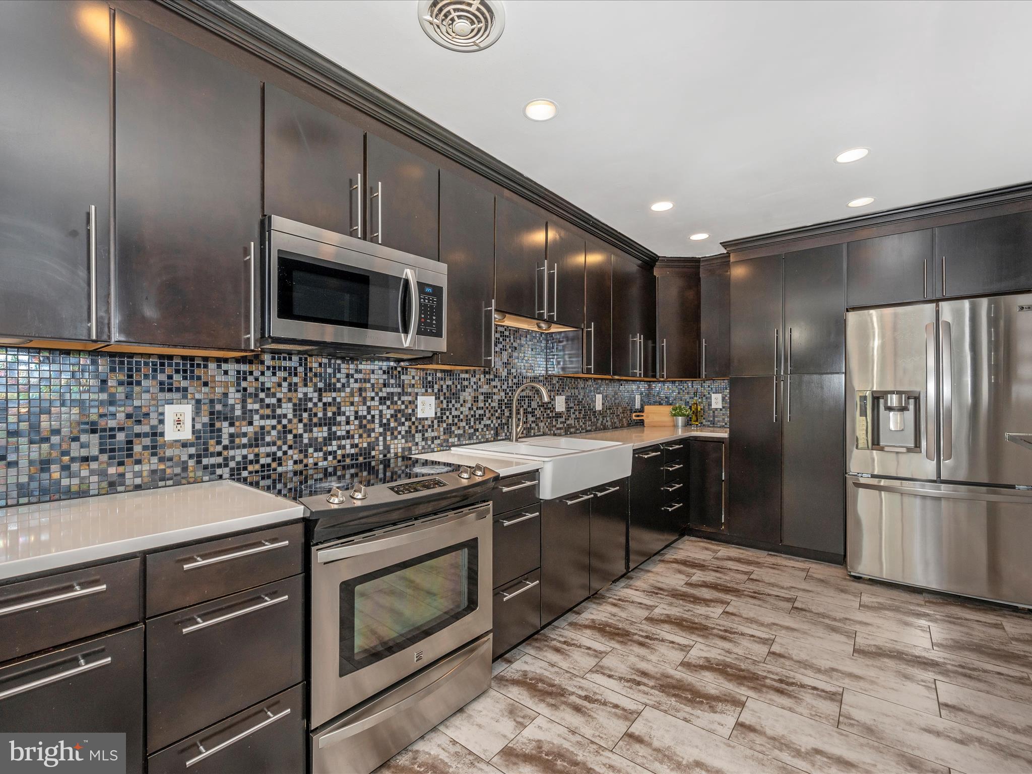 9406 Gentle Cir