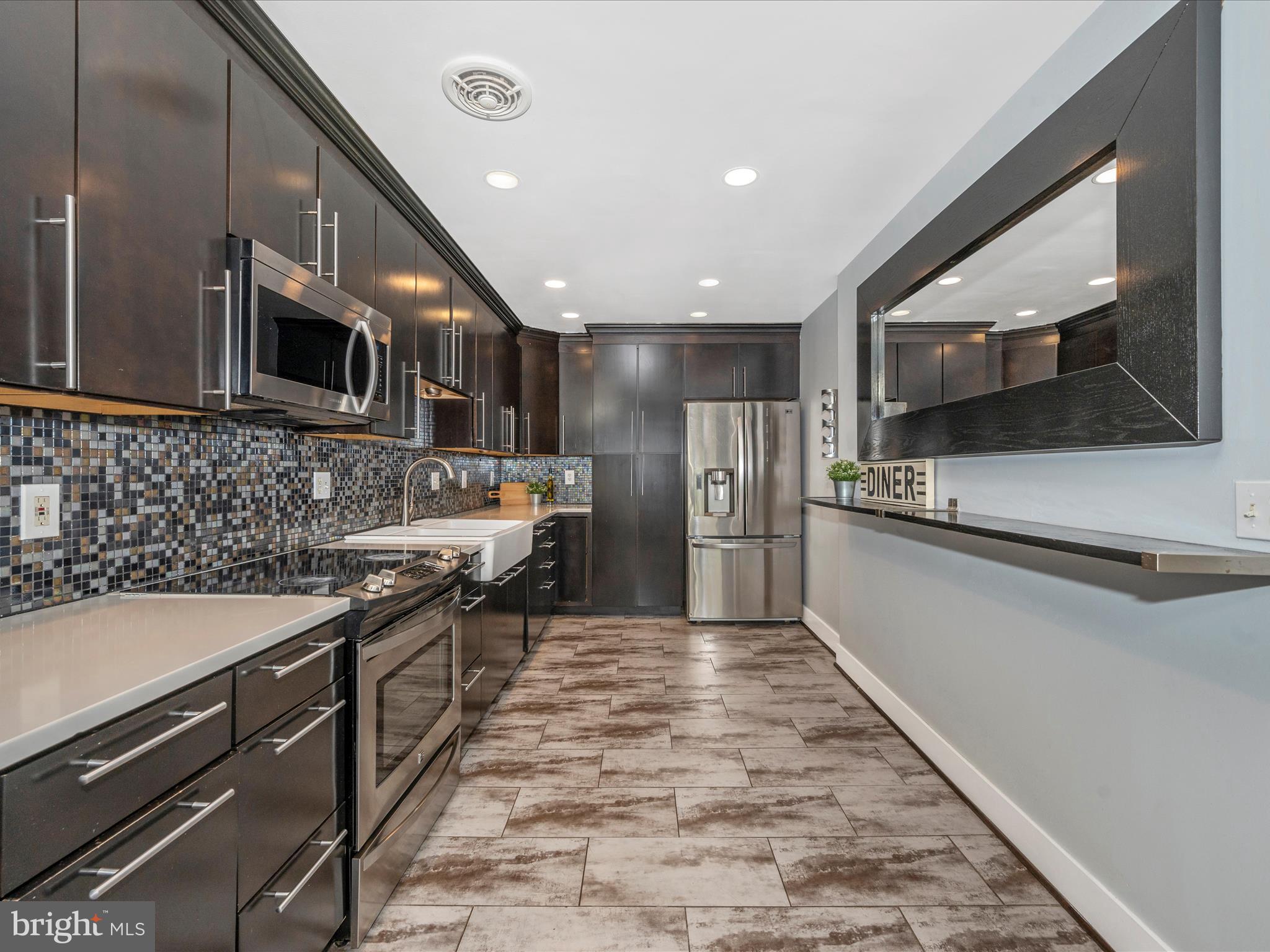 9406 Gentle Cir
