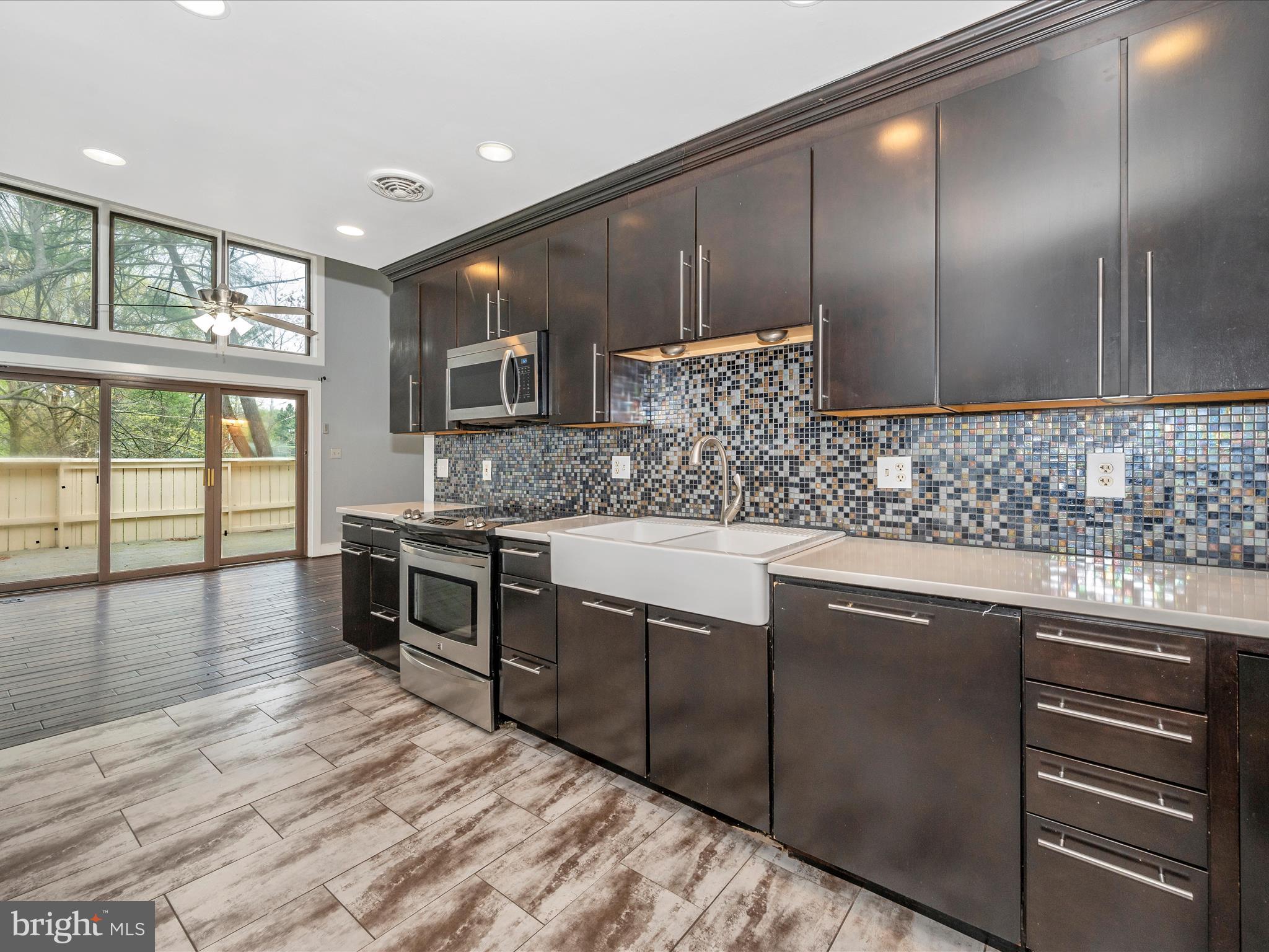 9406 Gentle Cir