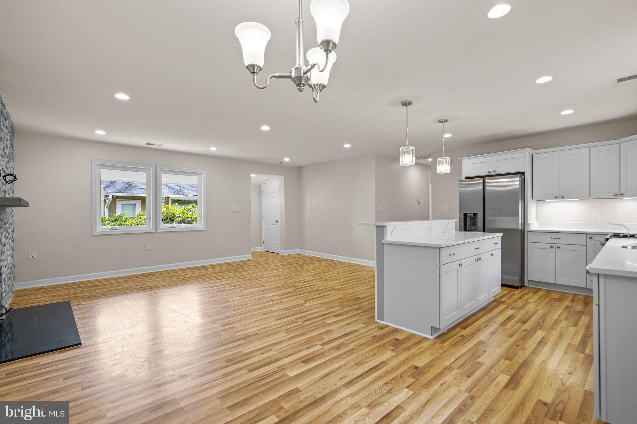 8407 Tahona Dr