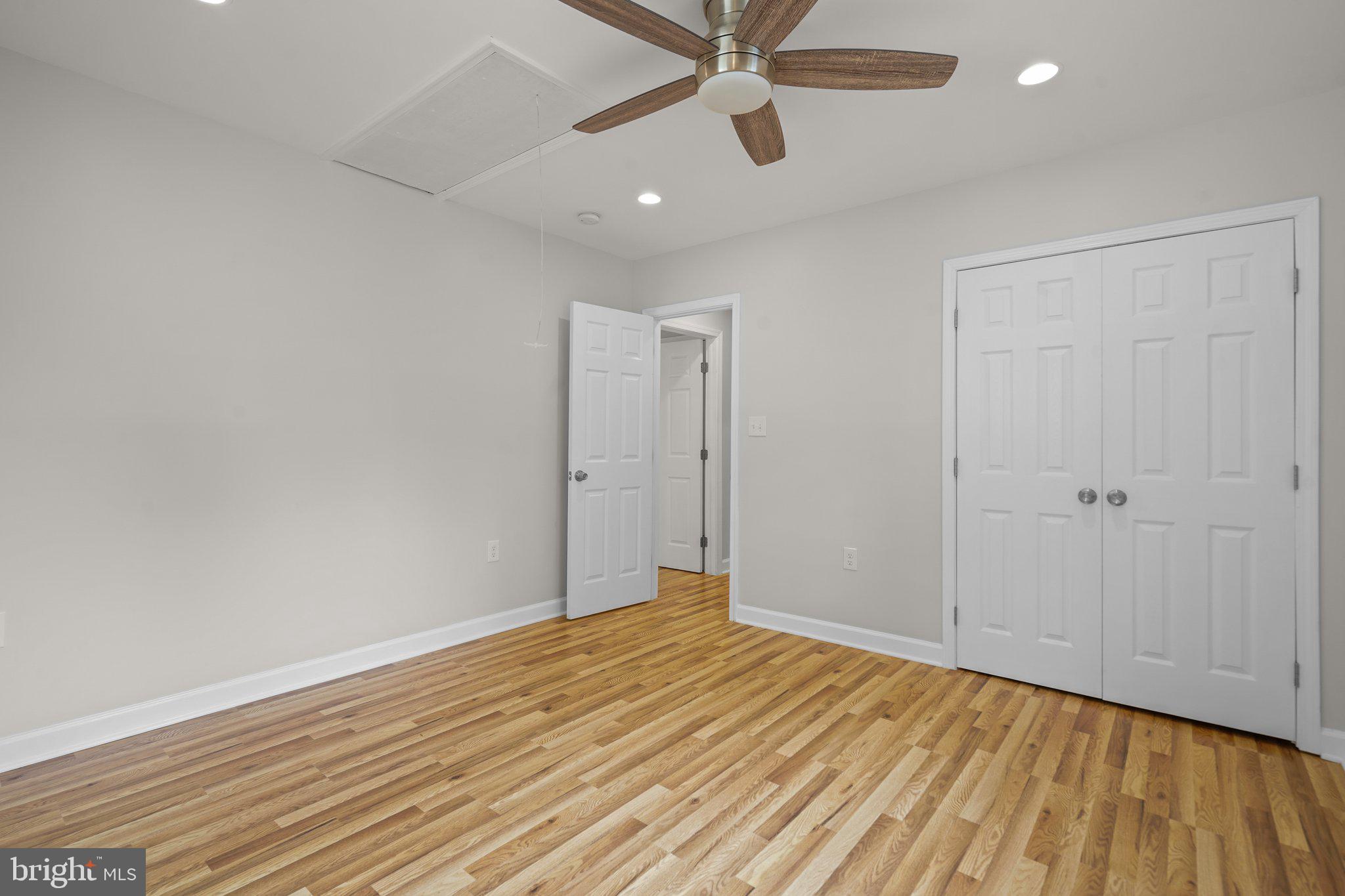 8407 Tahona Dr
