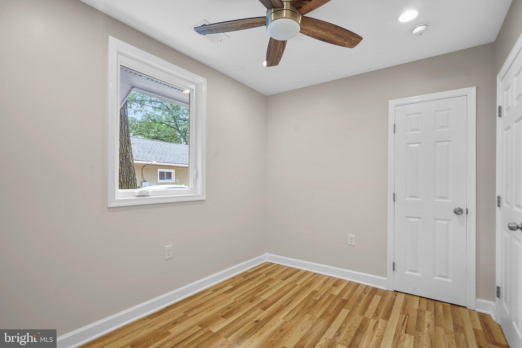 8407 Tahona Dr