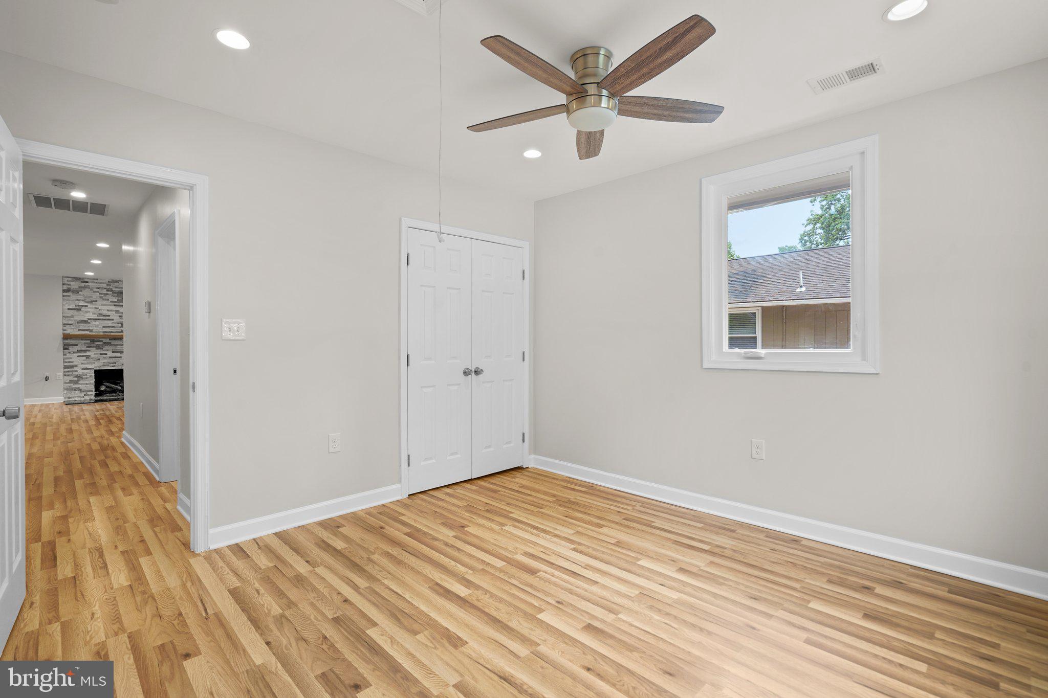 8407 Tahona Dr