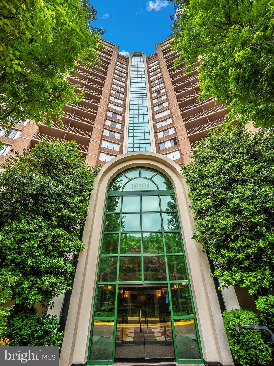 10101 Grosvenor Pl #612