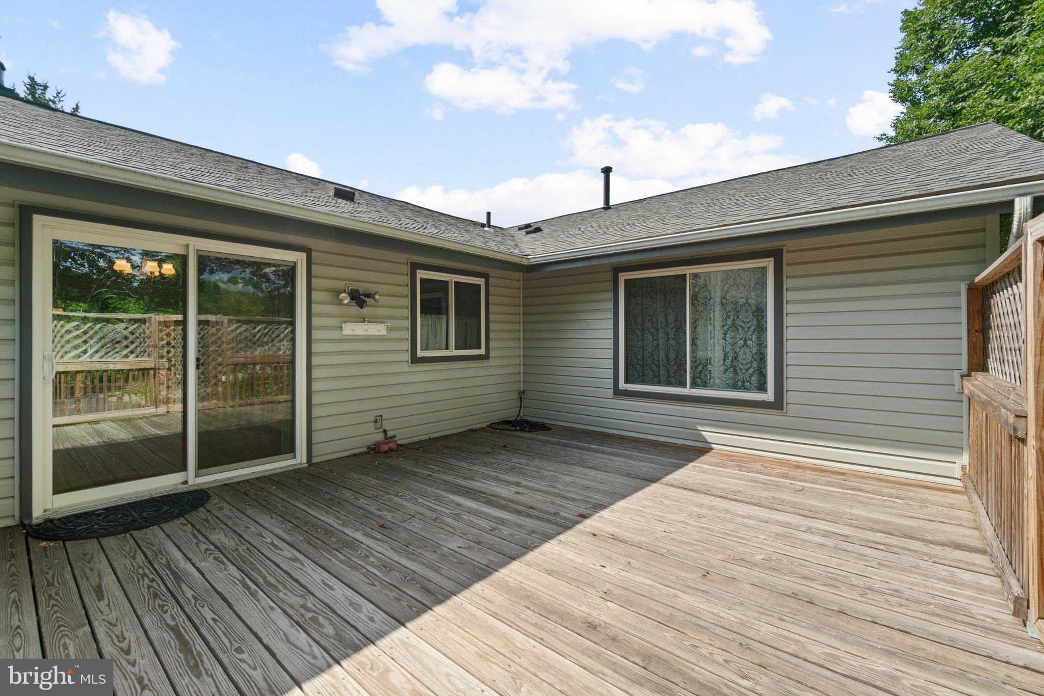 14911 Hydrus Rd