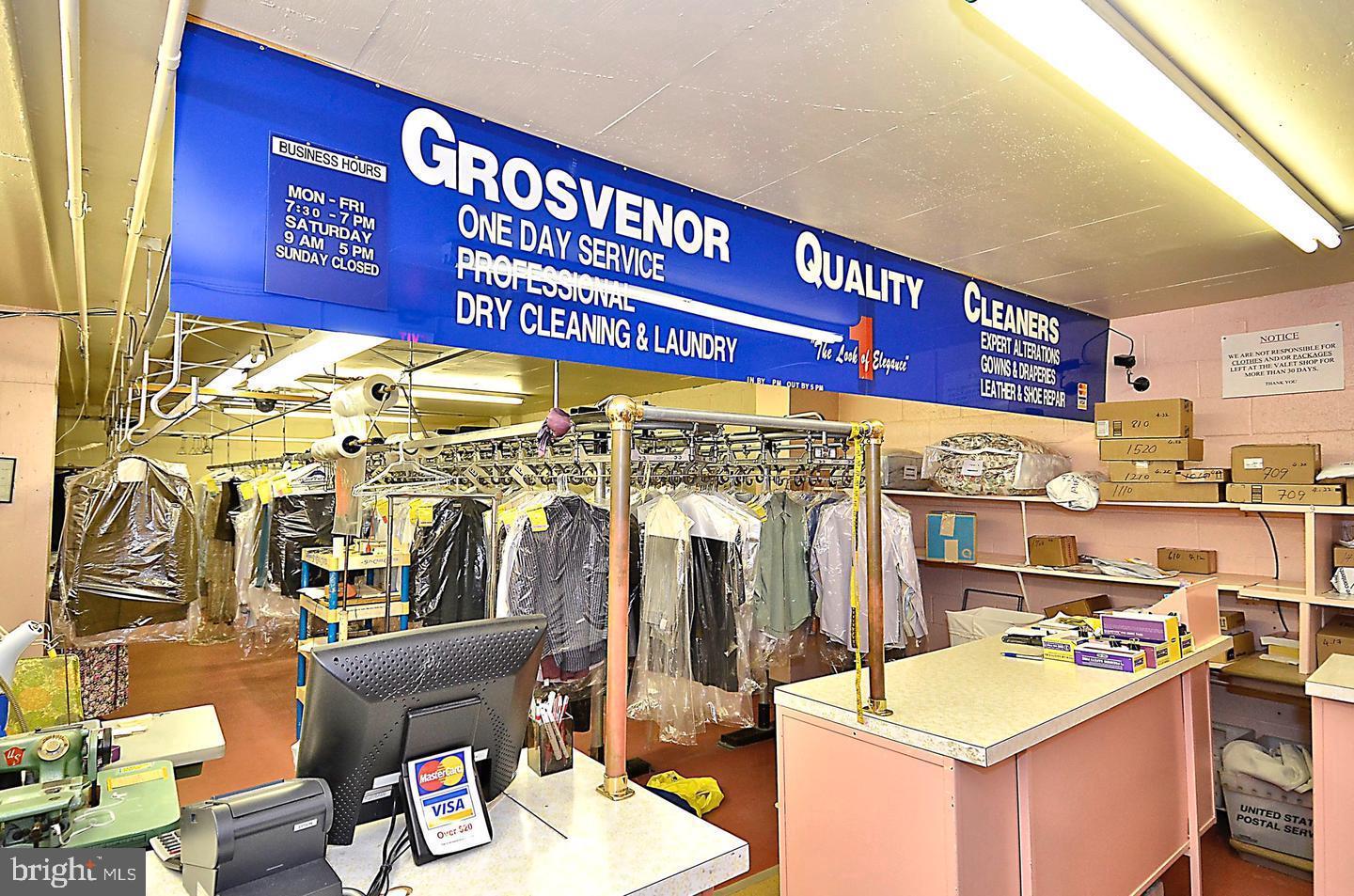 10401 Grosvenor Pl #524