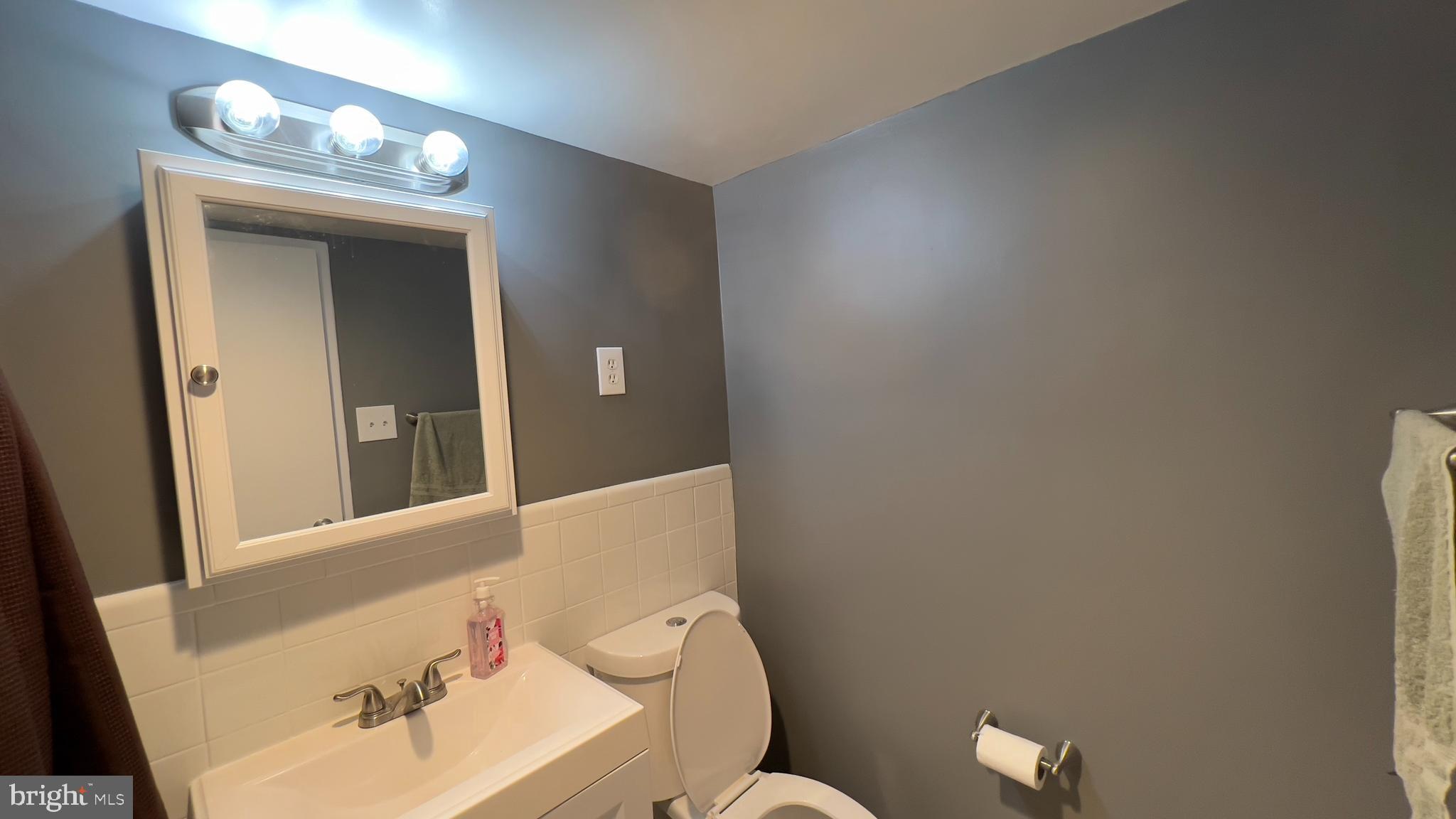 10401 Grosvenor Pl #524